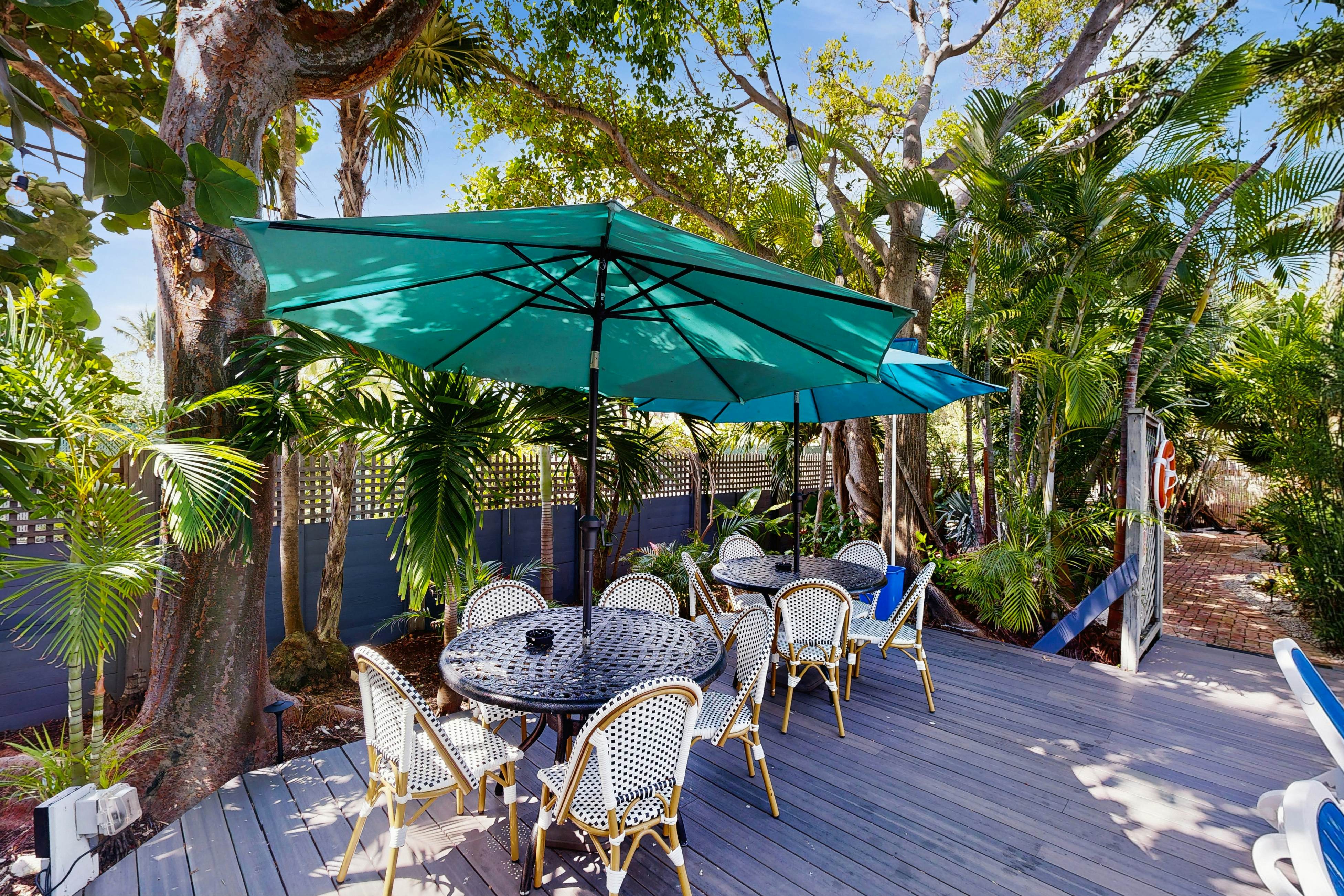 Papa's Hideaway #2 - The Sun Also Rises