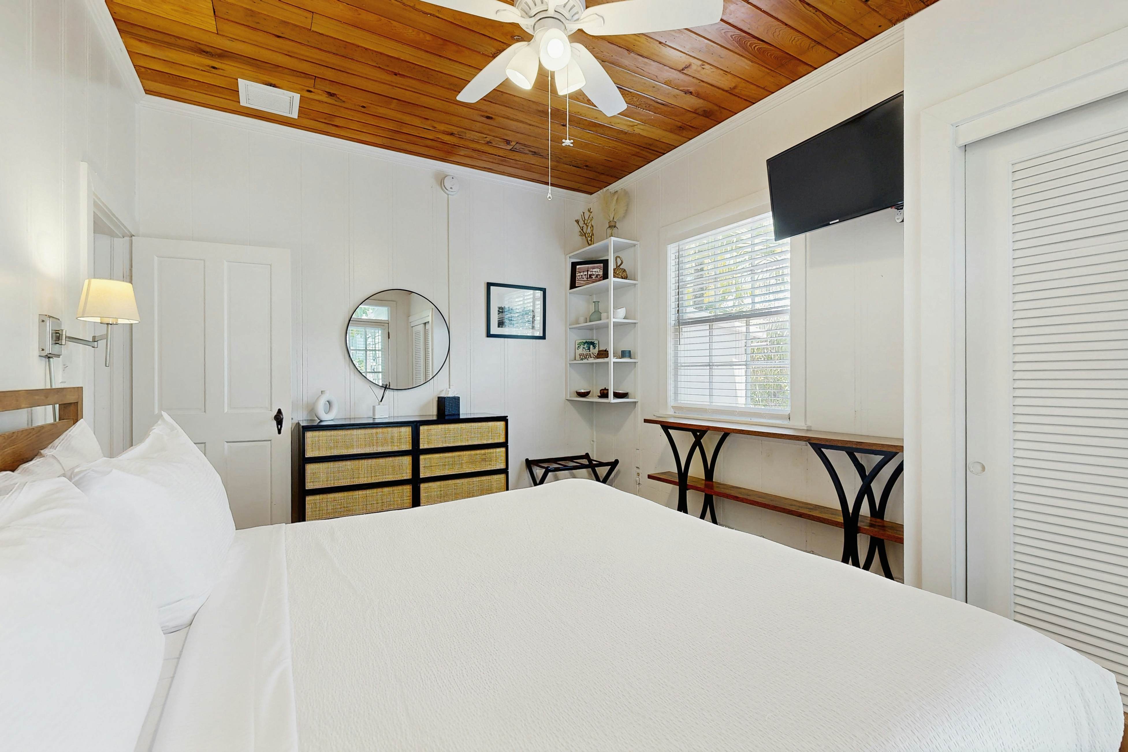 Papa's Hideaway  - Garden of Eden