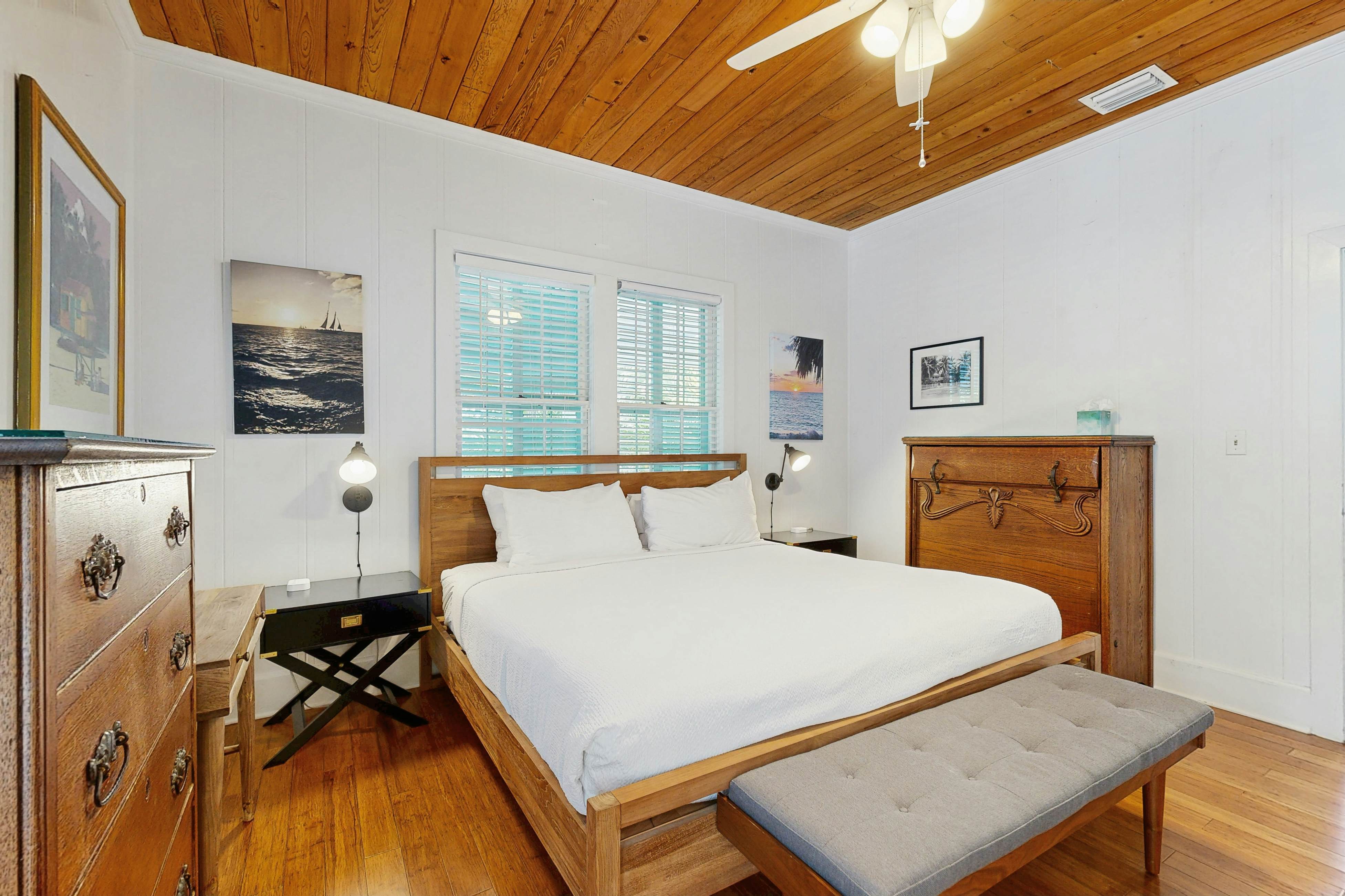 Papa's Hideaway  - Garden of Eden