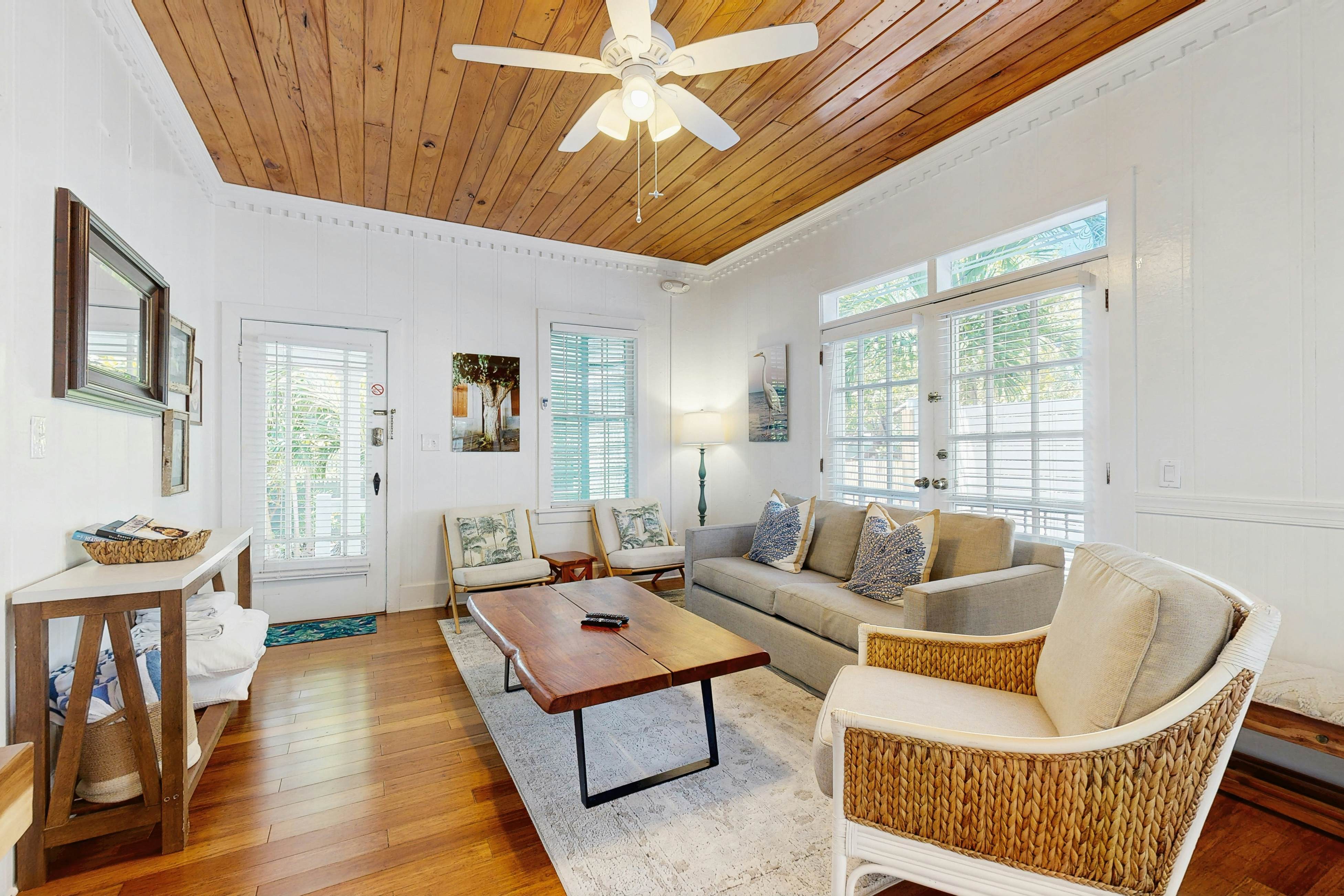 Papa's Hideaway  - Garden of Eden