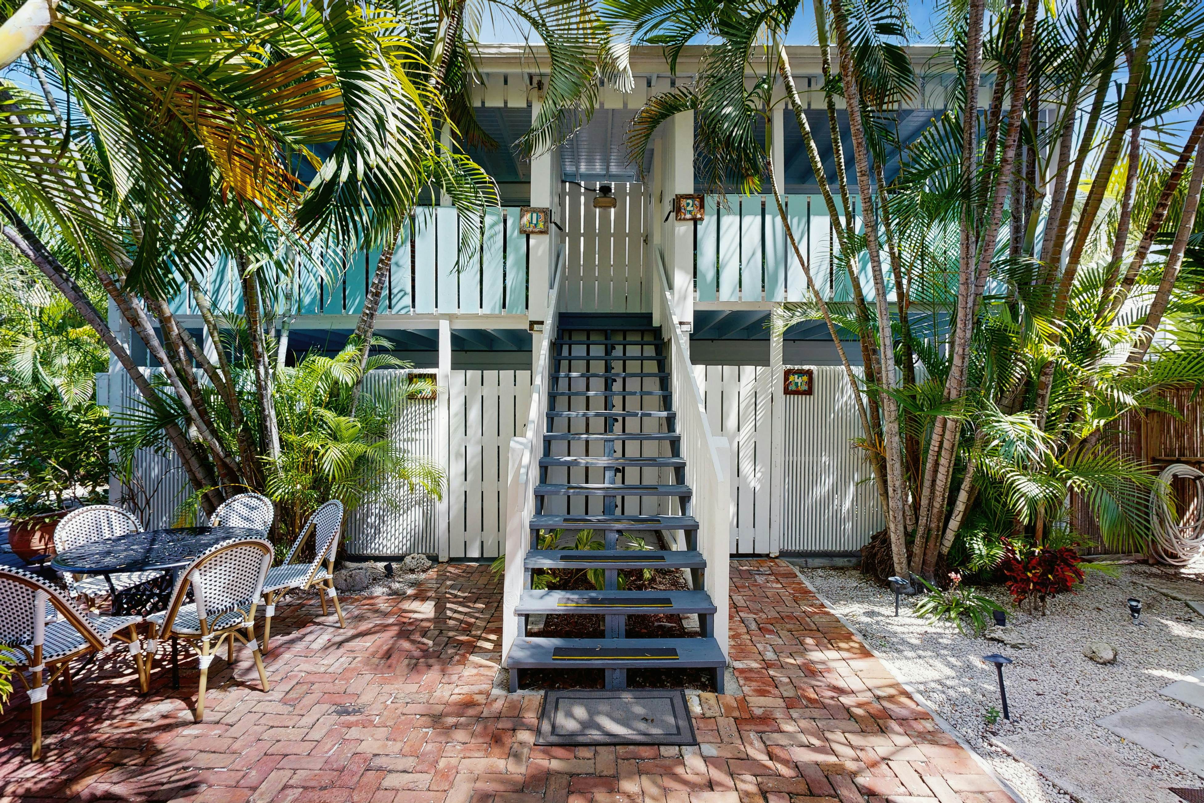 Papa's Hideaway  - Garden of Eden