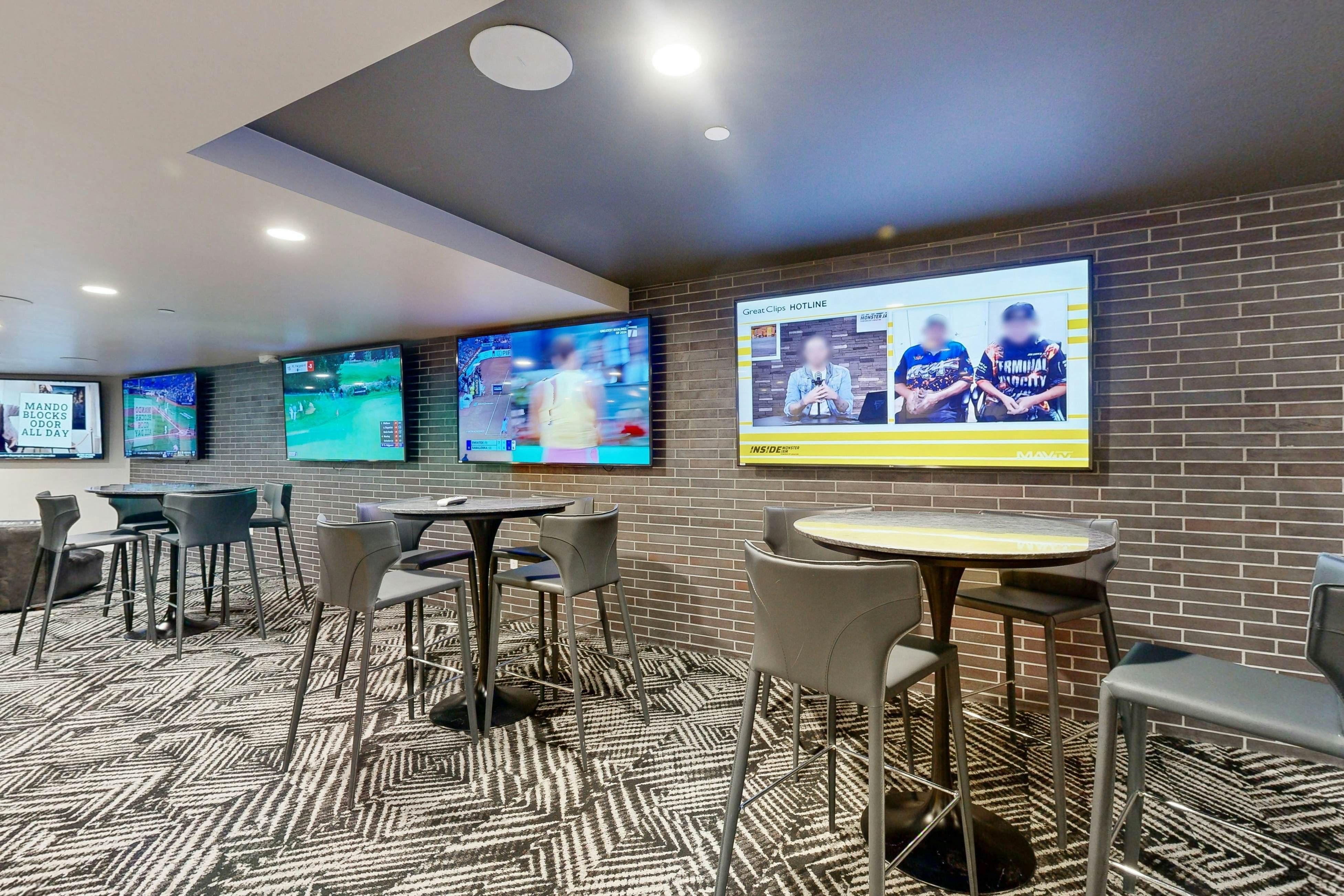 614A - Black Rock Mountain Resort