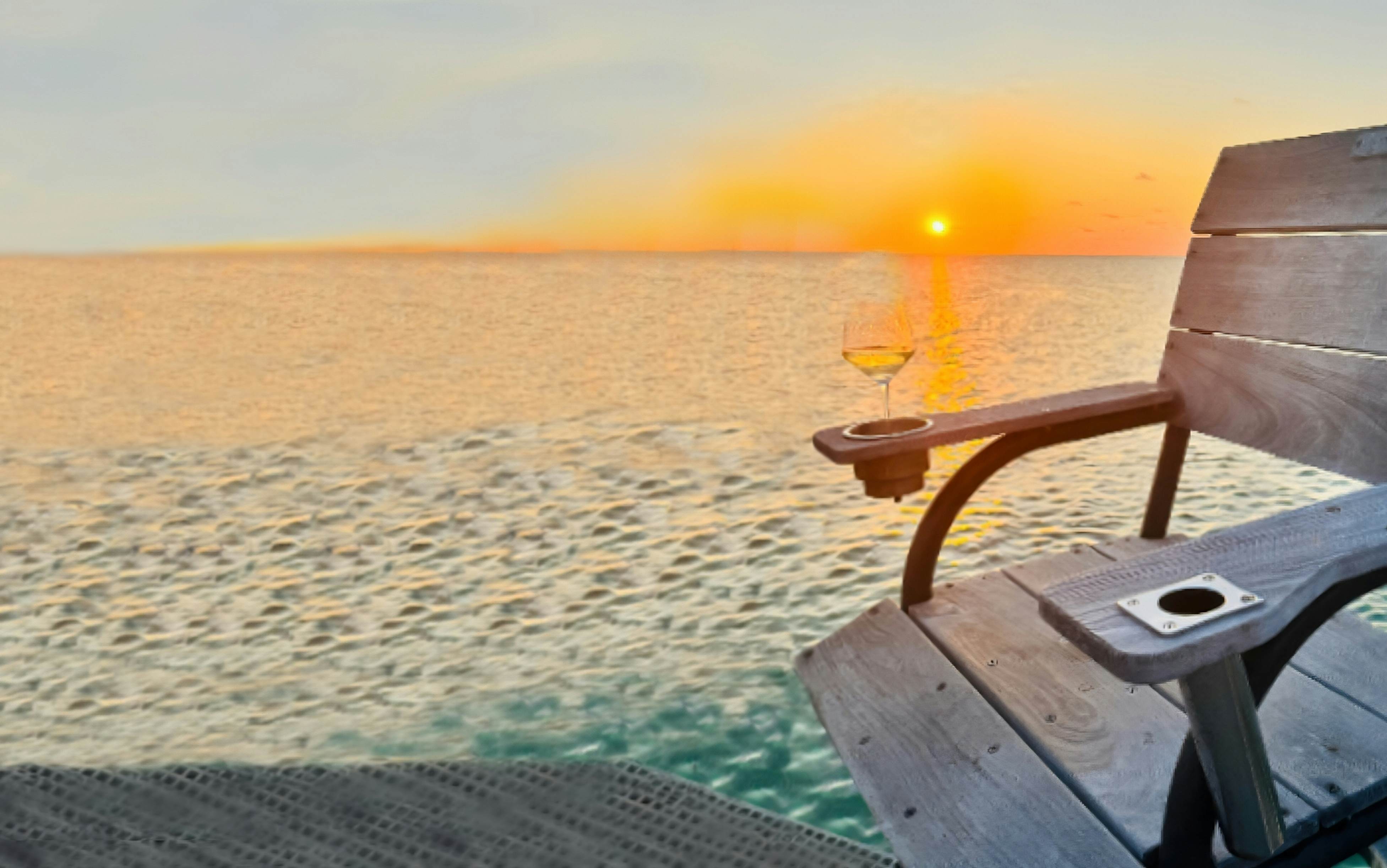 Bayfront Sunset Oasis