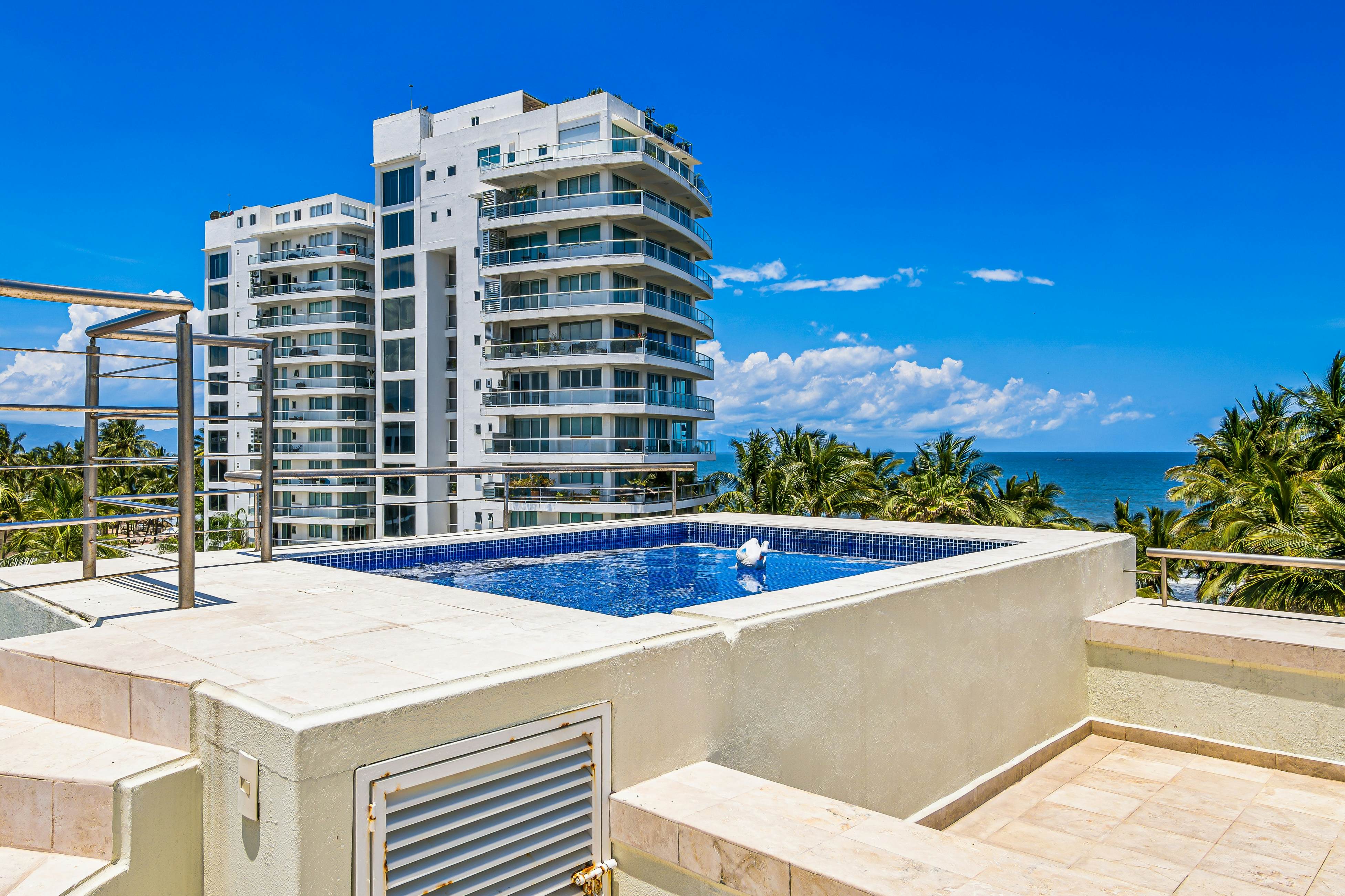 Nitta Condo # 408 Penthouse