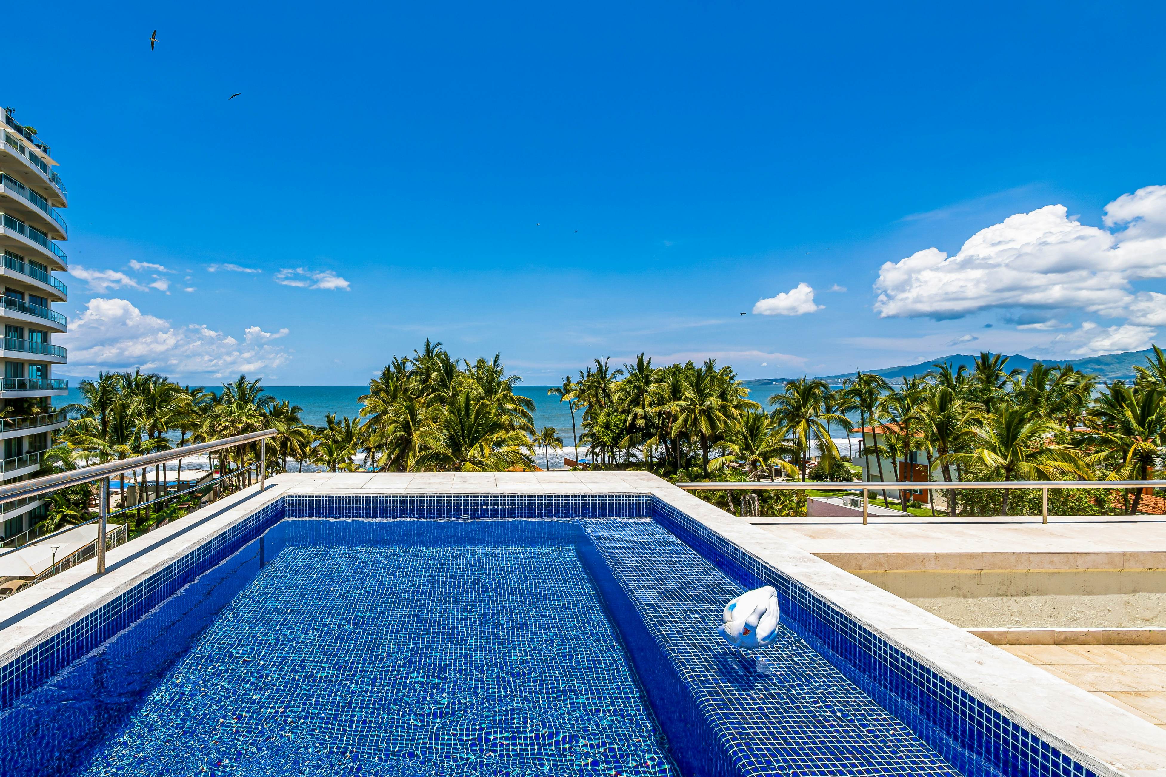 Nitta Condo # 408 Penthouse