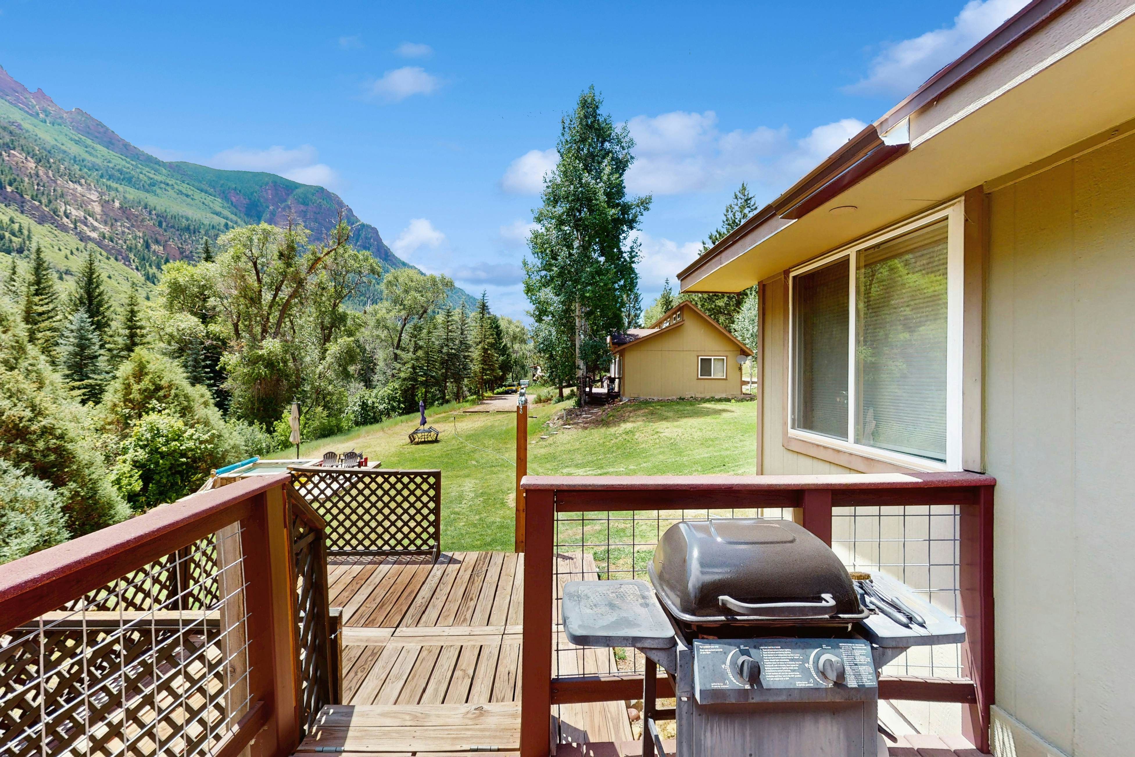 Elephant Mountain Cabin at Filoha Meadows
