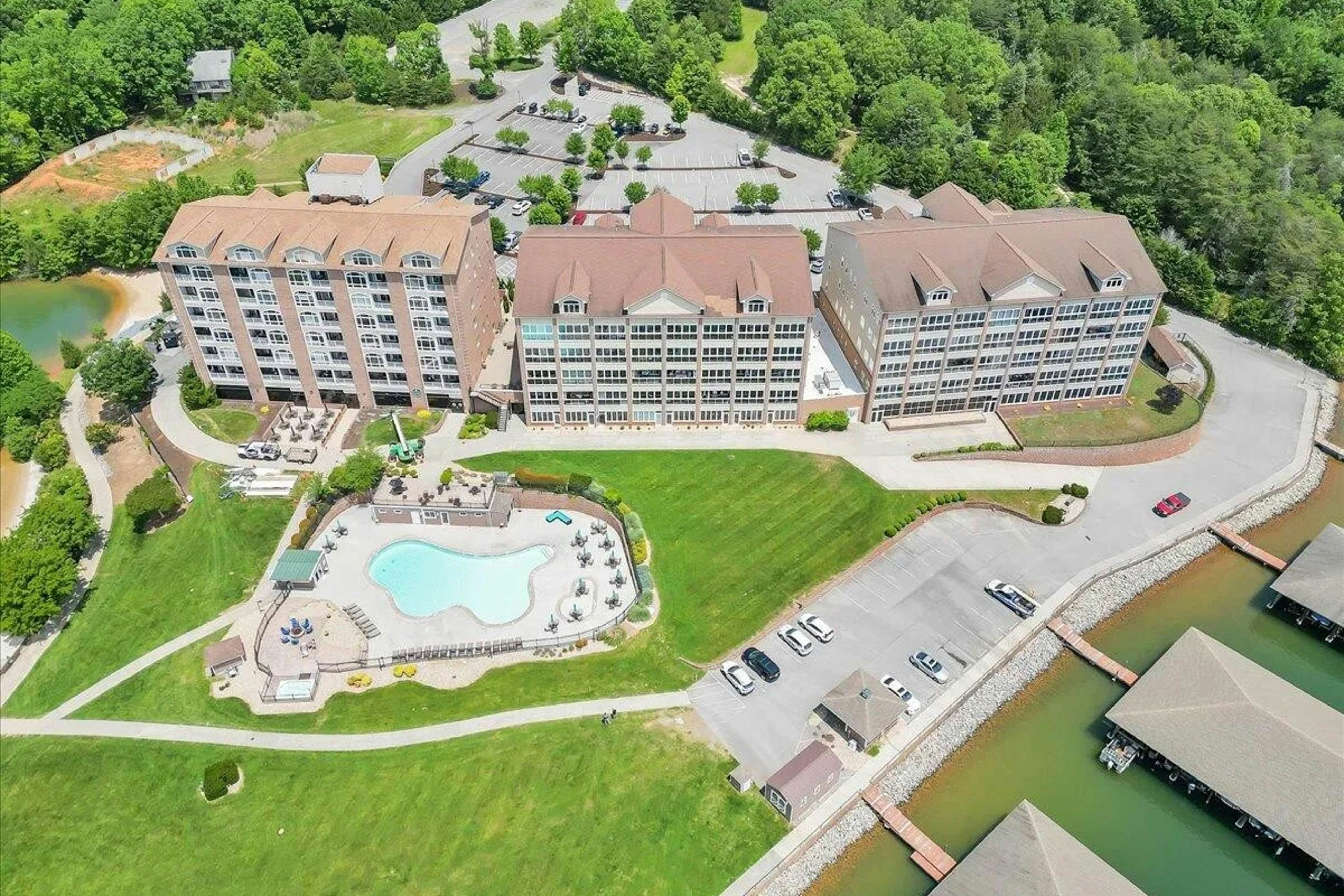 The Pointe - Serenity Shores - 3204