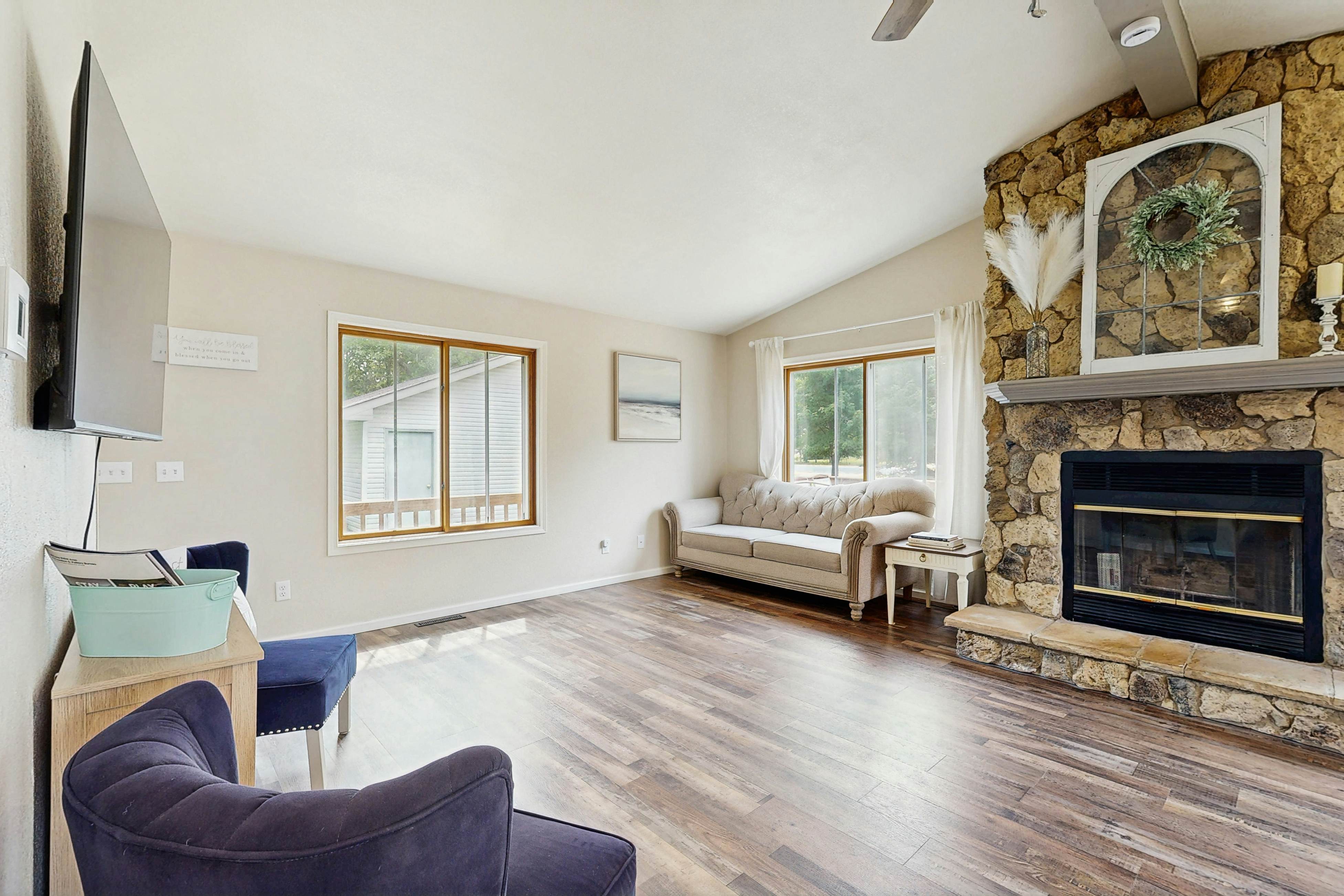 Rome Retreat- Steps from Beach & Golf