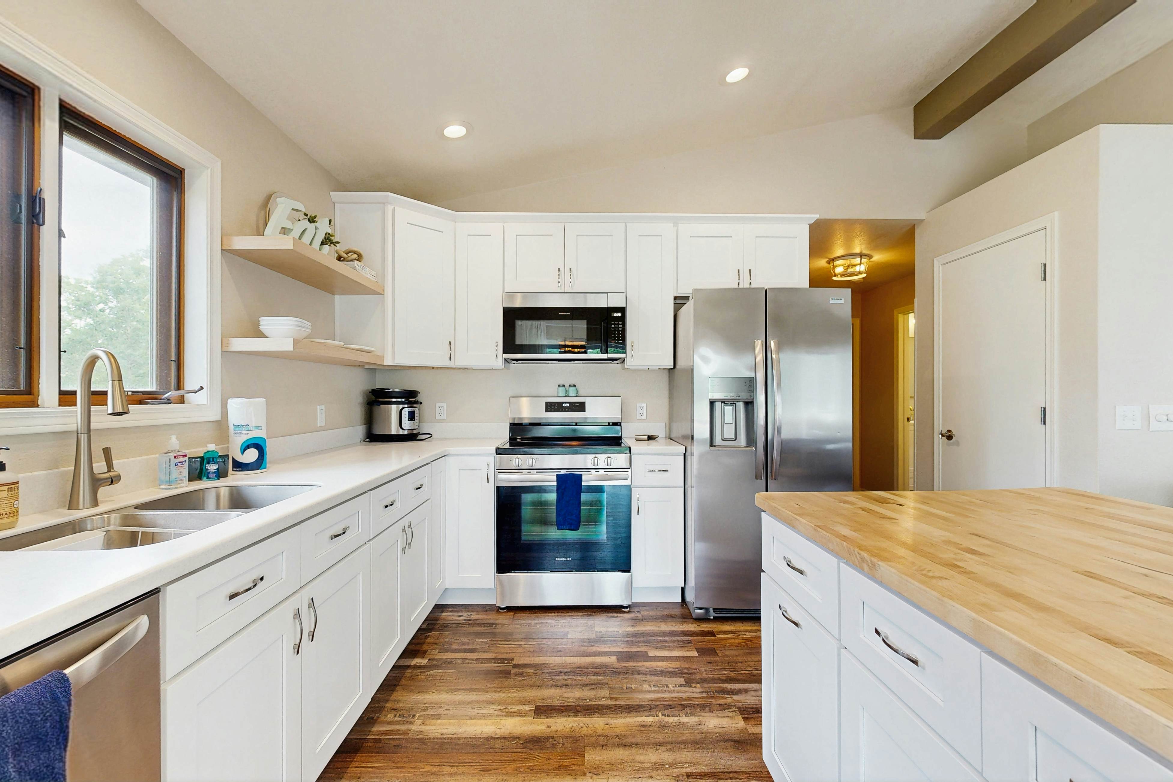 Rome Retreat- Steps from Beach & Golf