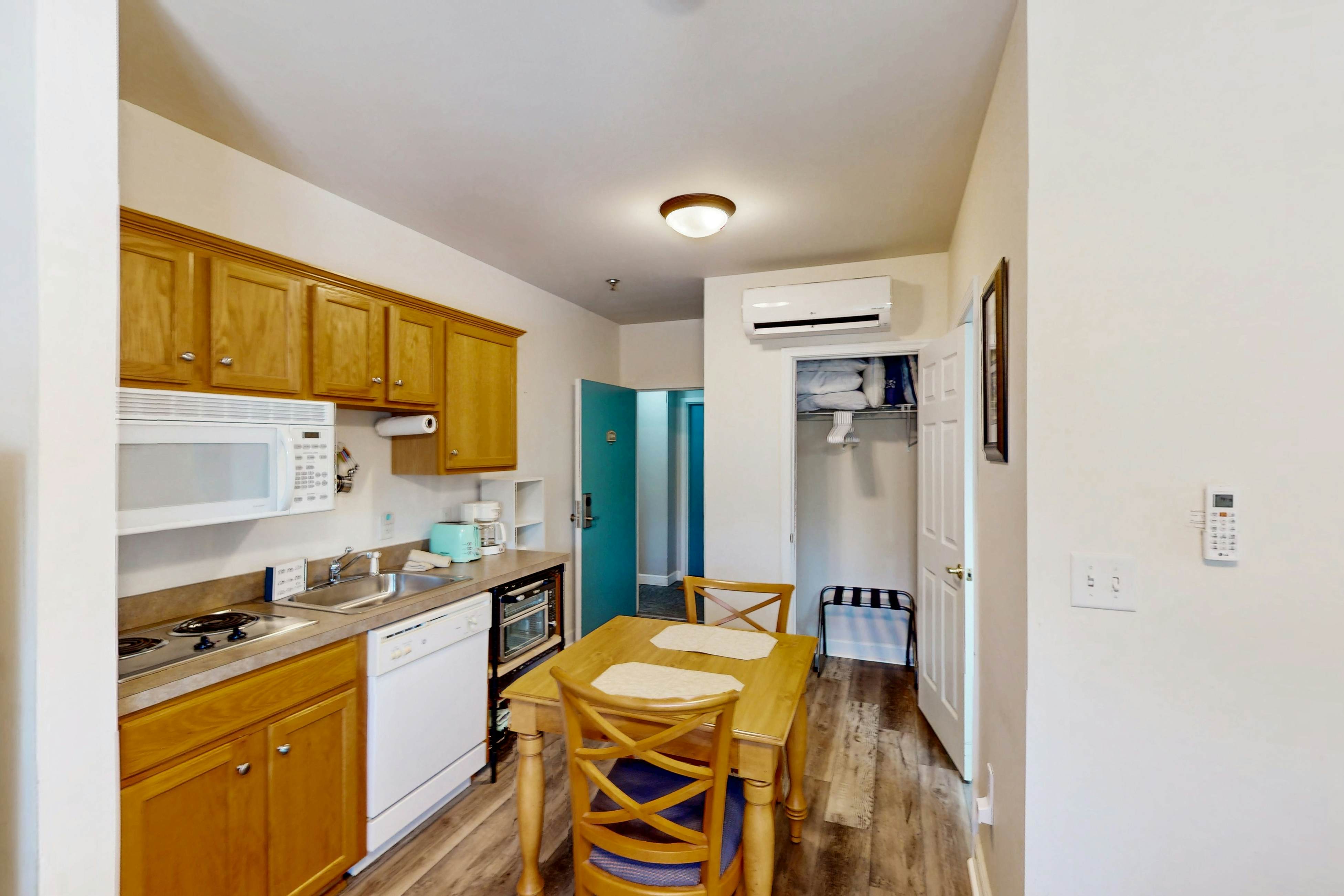 The Pointe - Serenity Shores - 3204