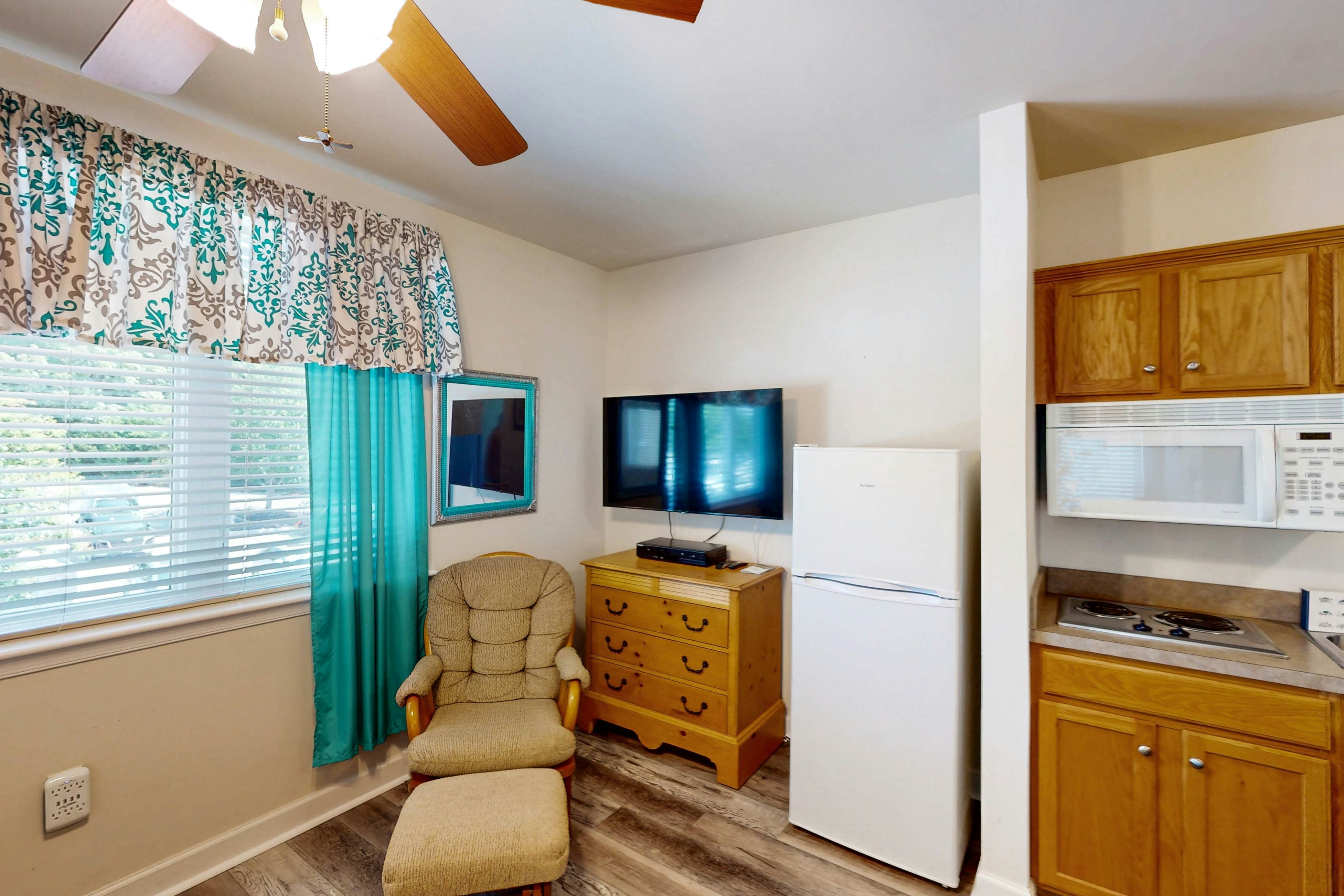 The Pointe - Serenity Shores - 3204