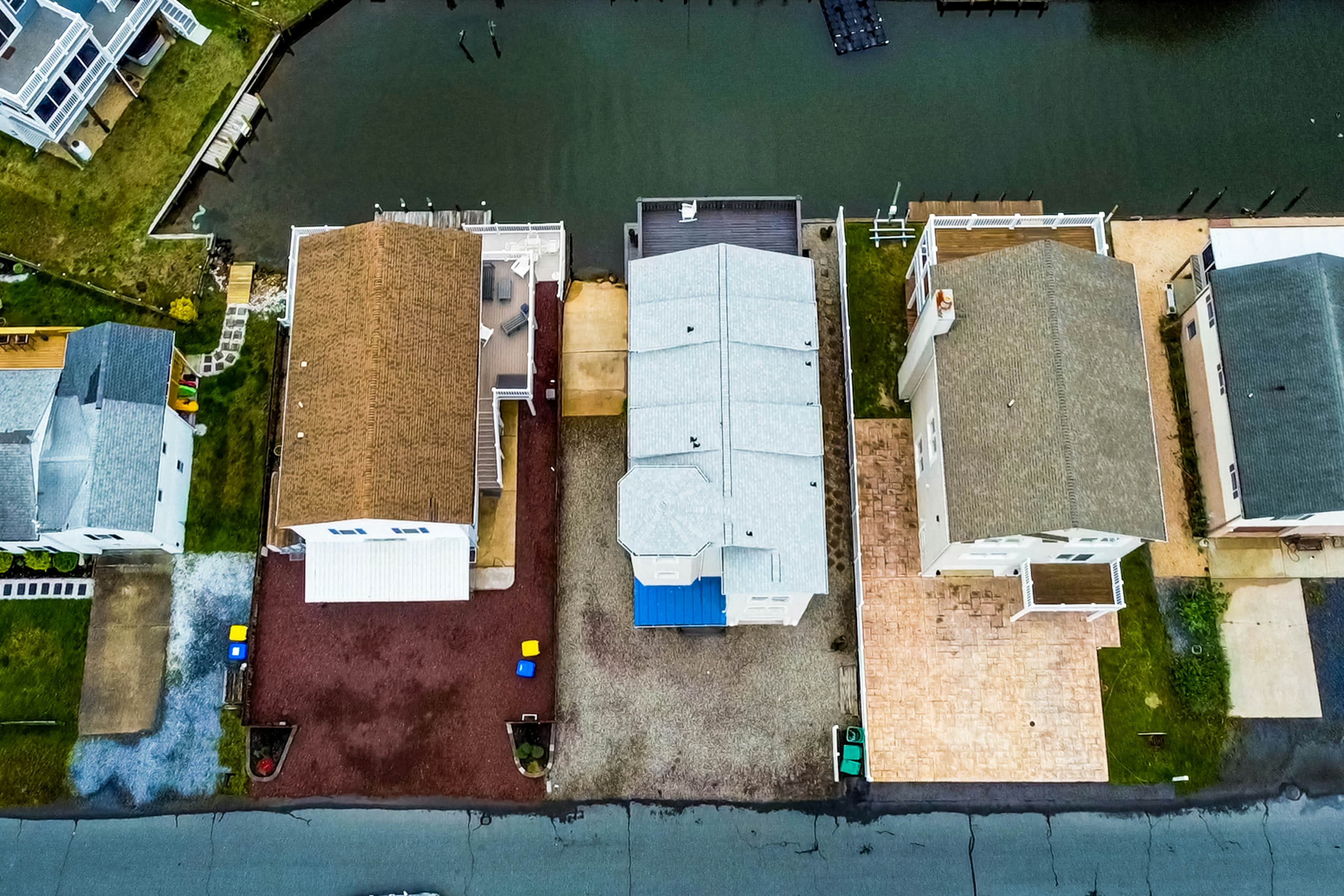 Edgewater Acres - A Shore Thing