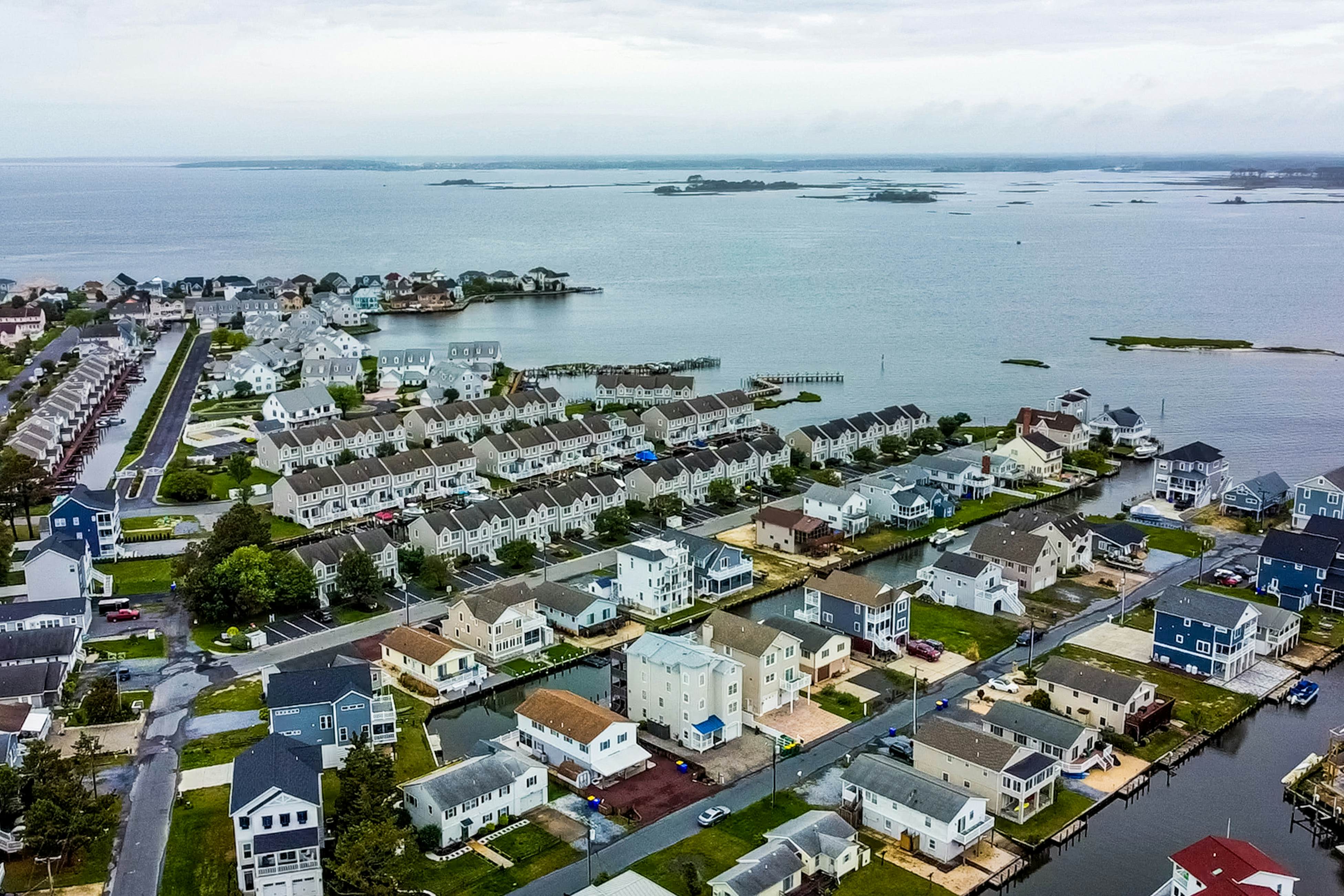 Edgewater Acres - A Shore Thing