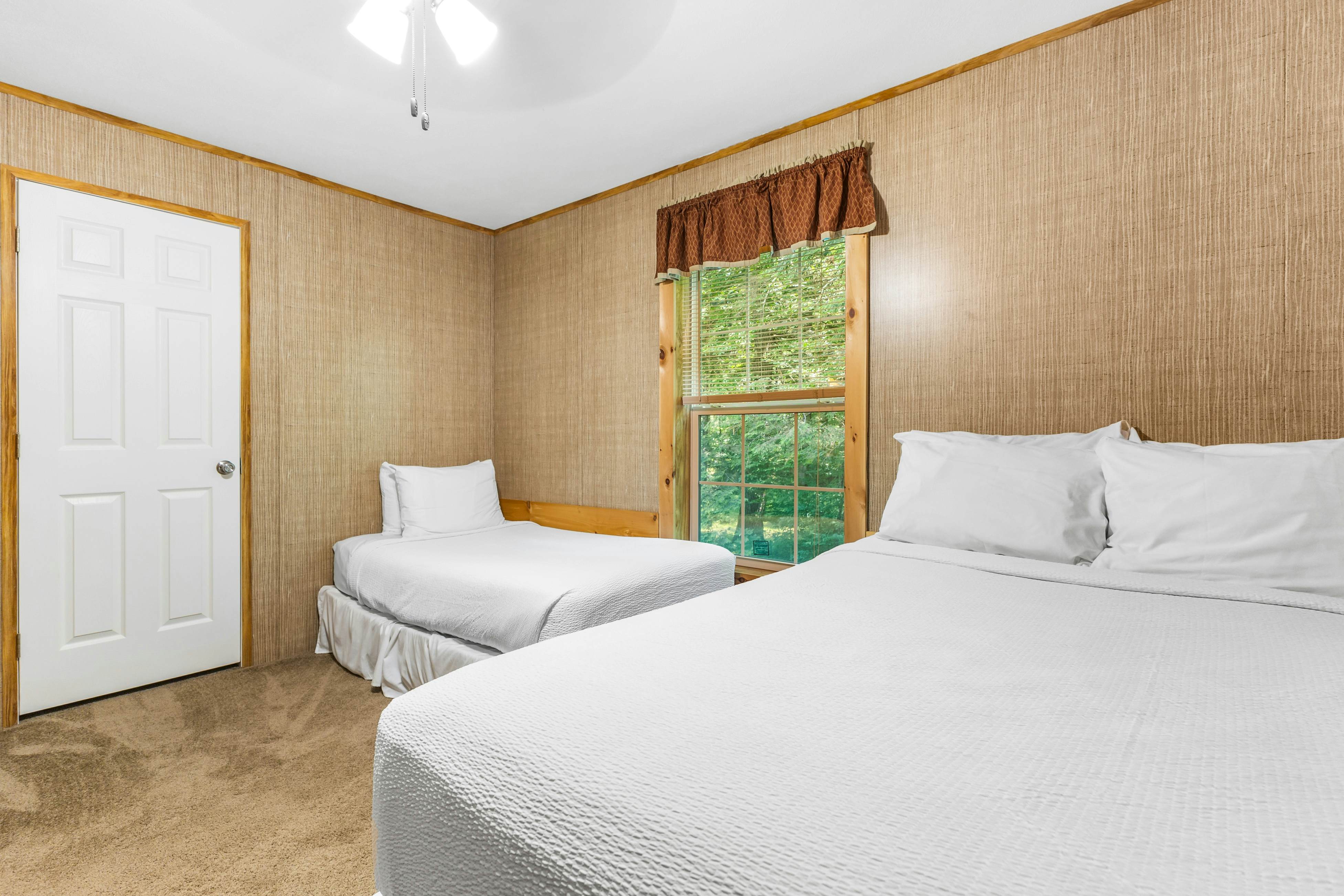 Schroon River Bend Getaway