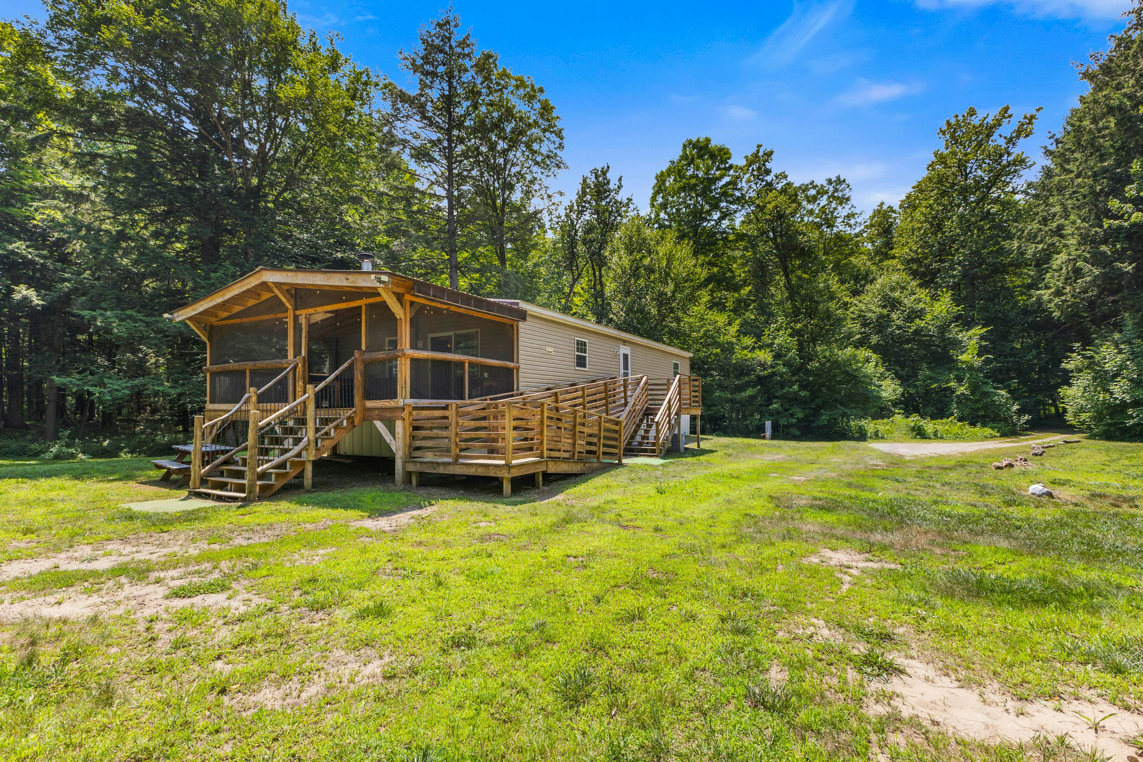 Schroon River Bend Getaway