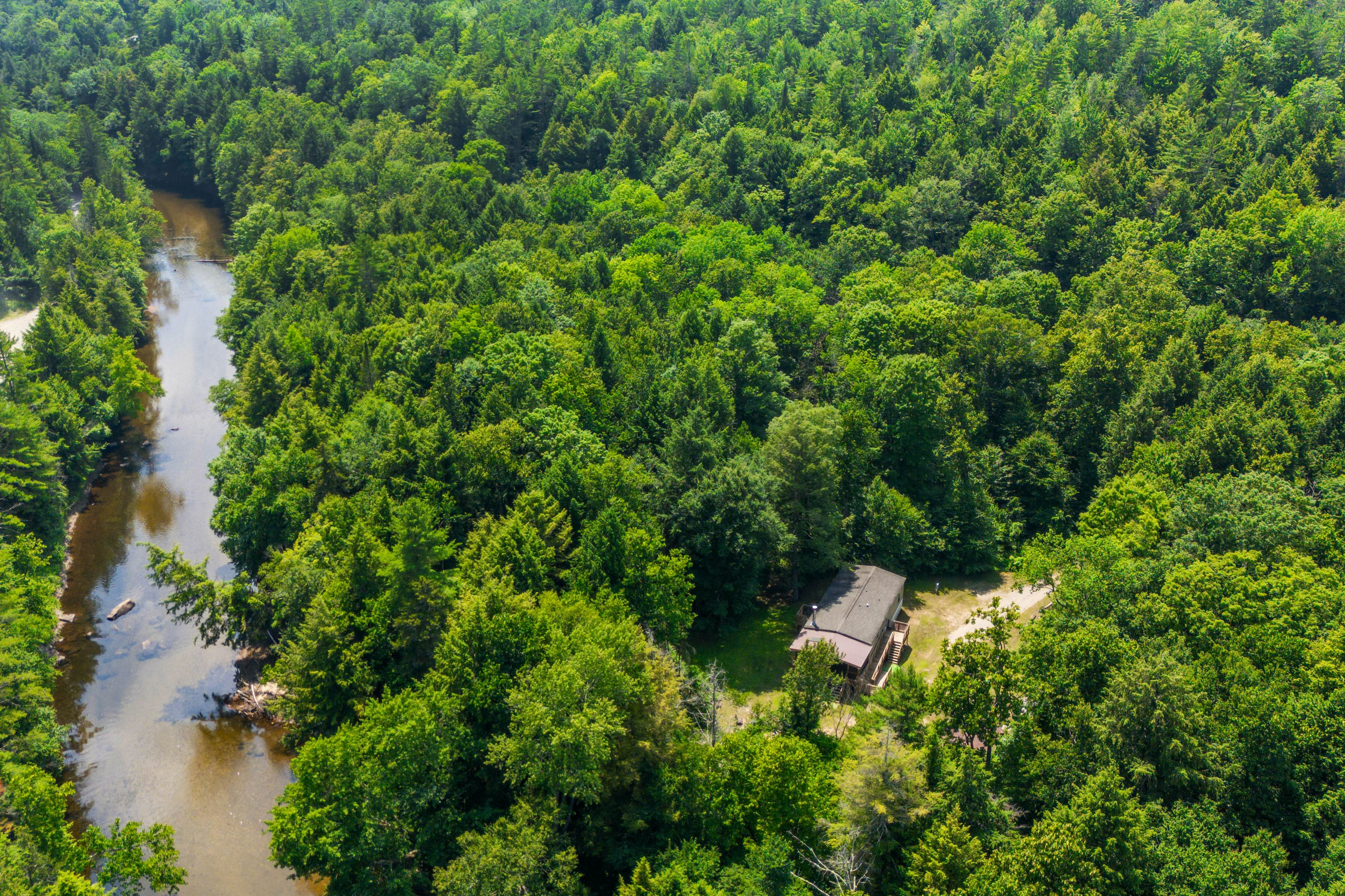 Schroon River Bend Getaway