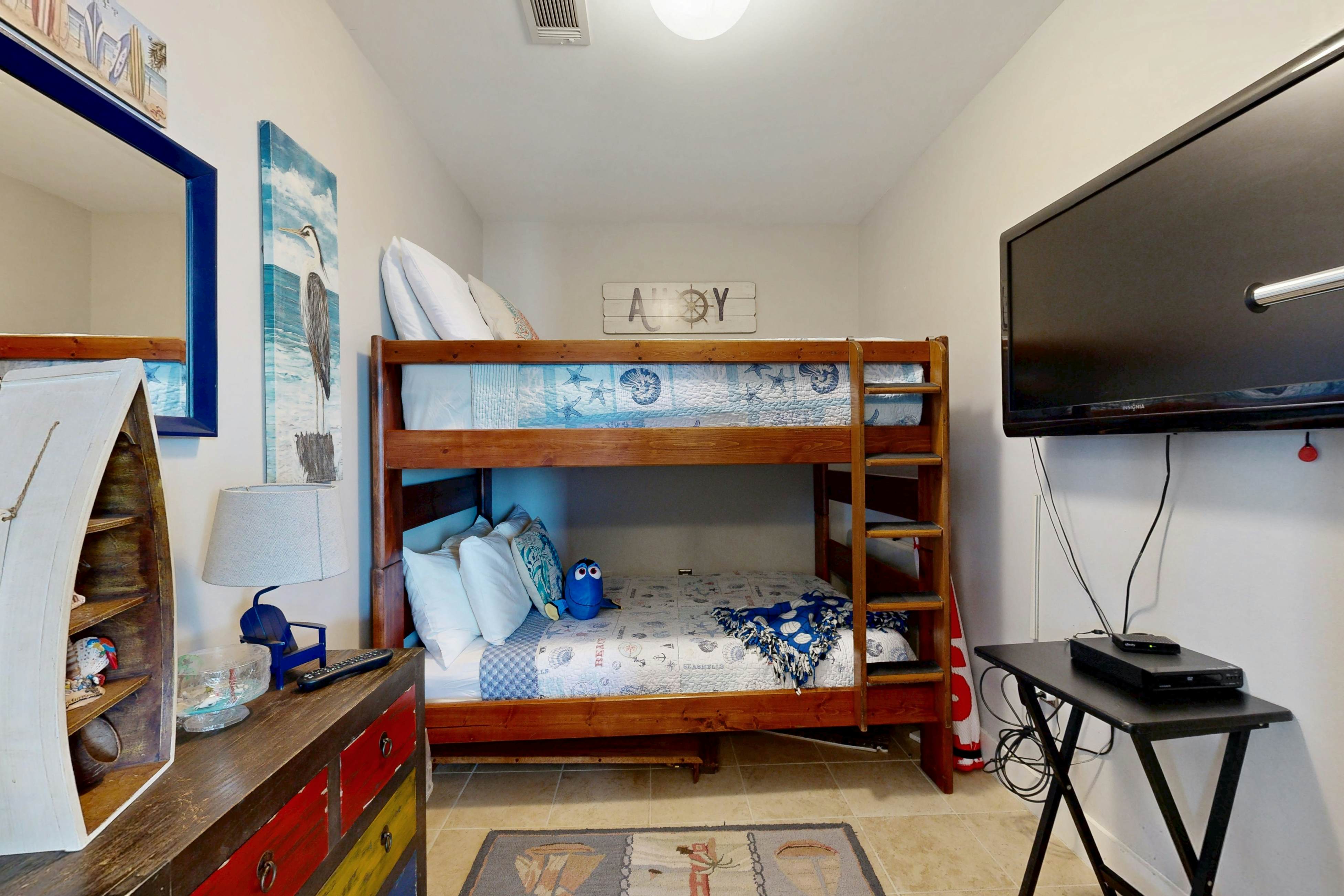 Emerald by the Sea #711