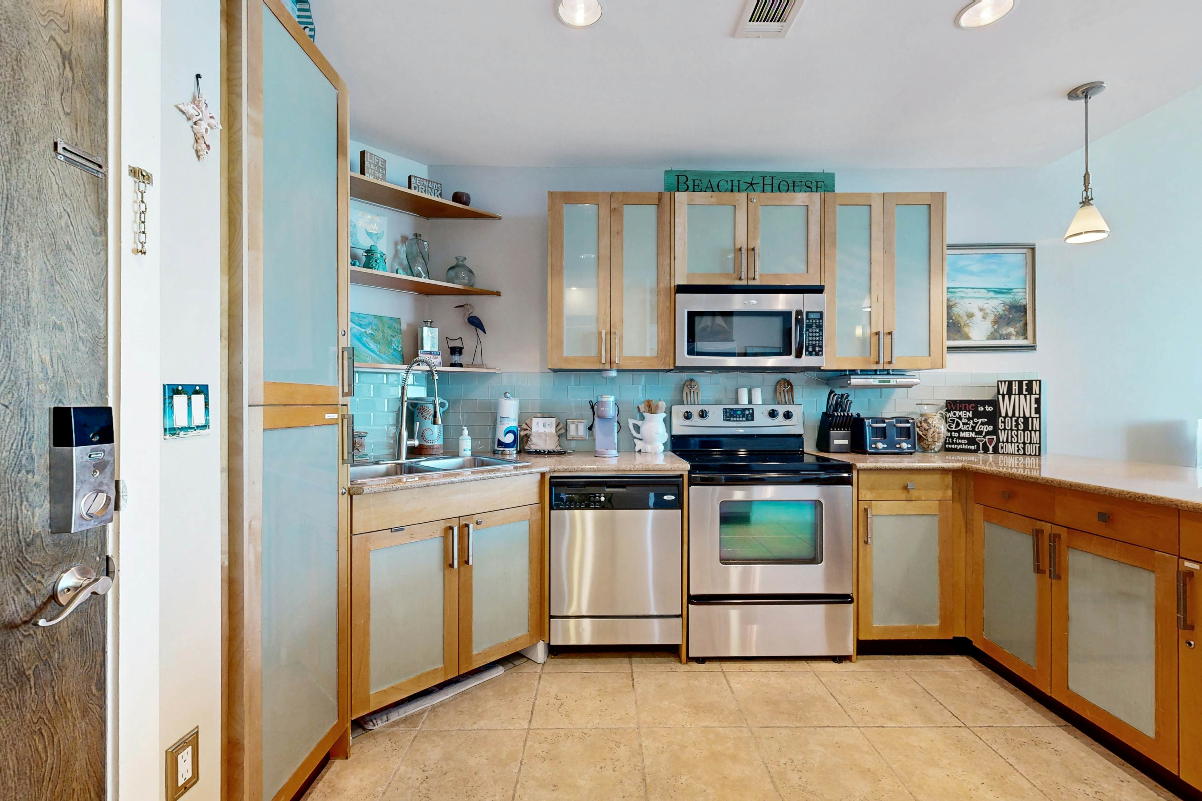 Emerald by the Sea #711