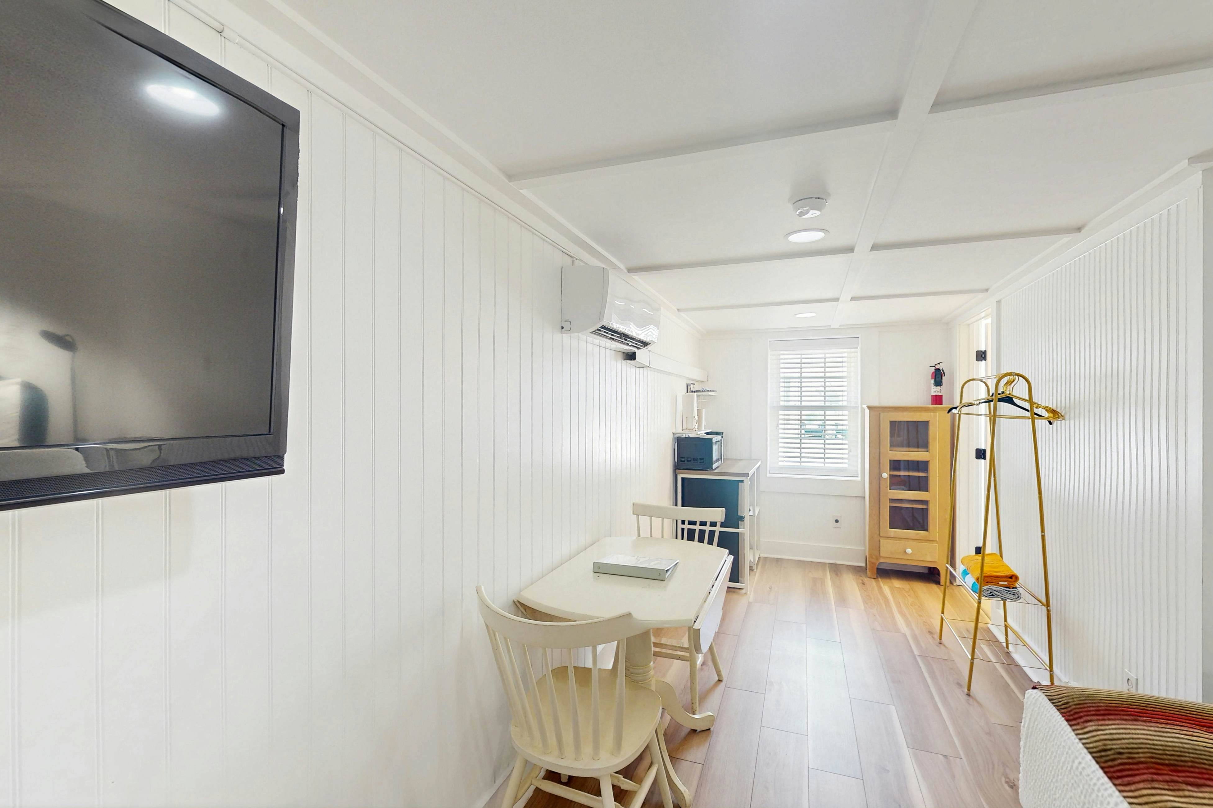 Georgianne Suite Five