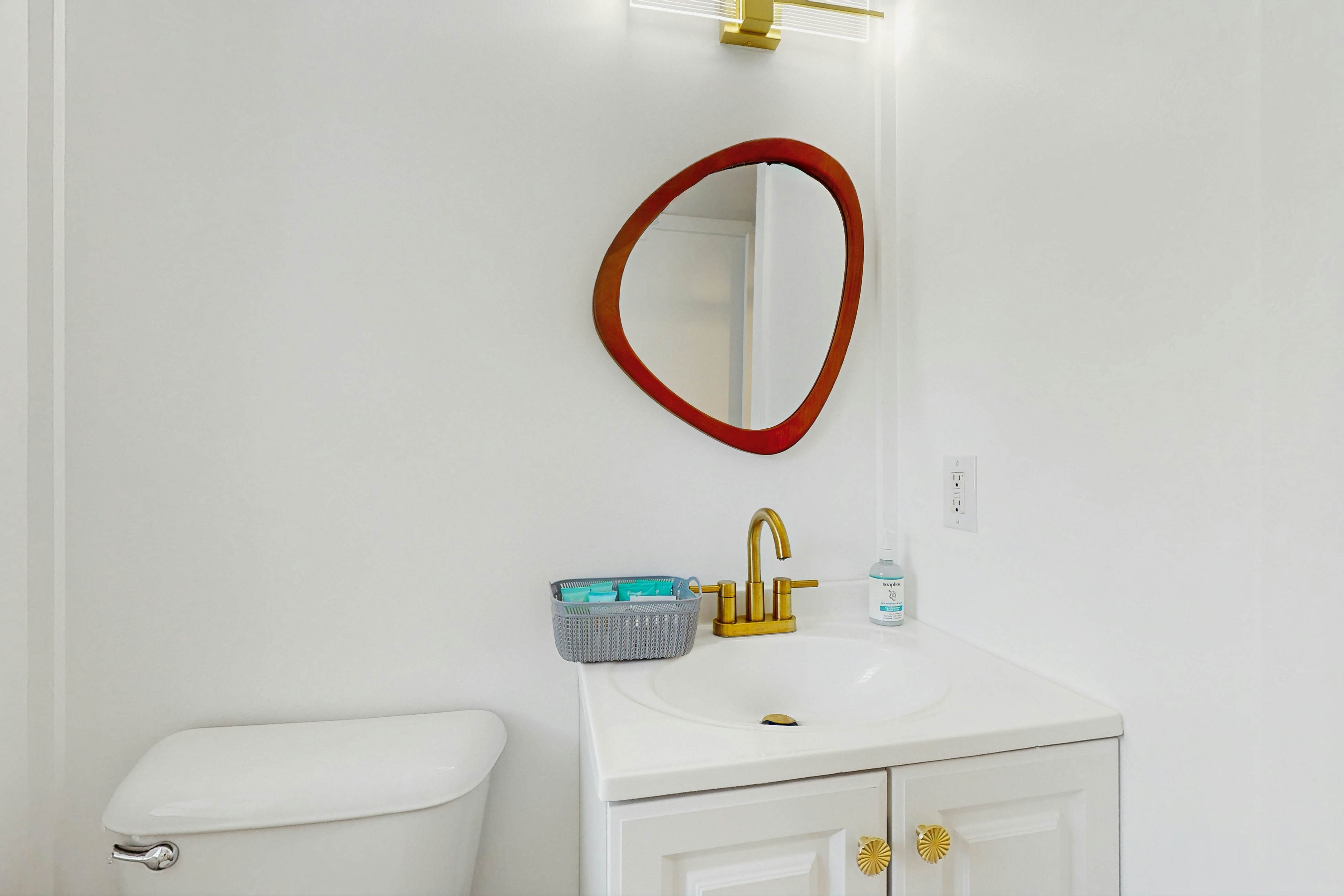 Georgianne Suite Four