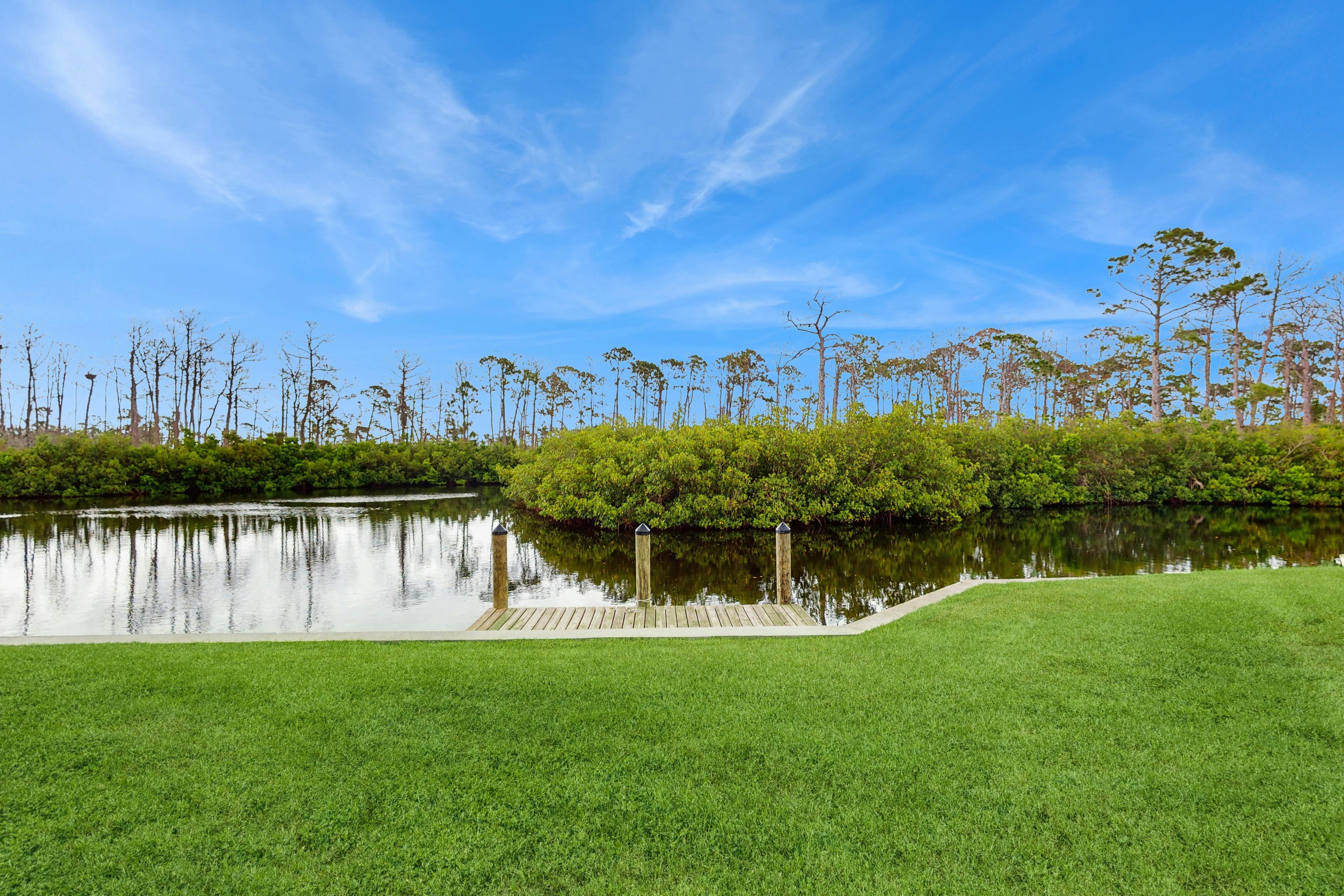 Mangrove View on Oyster Creek