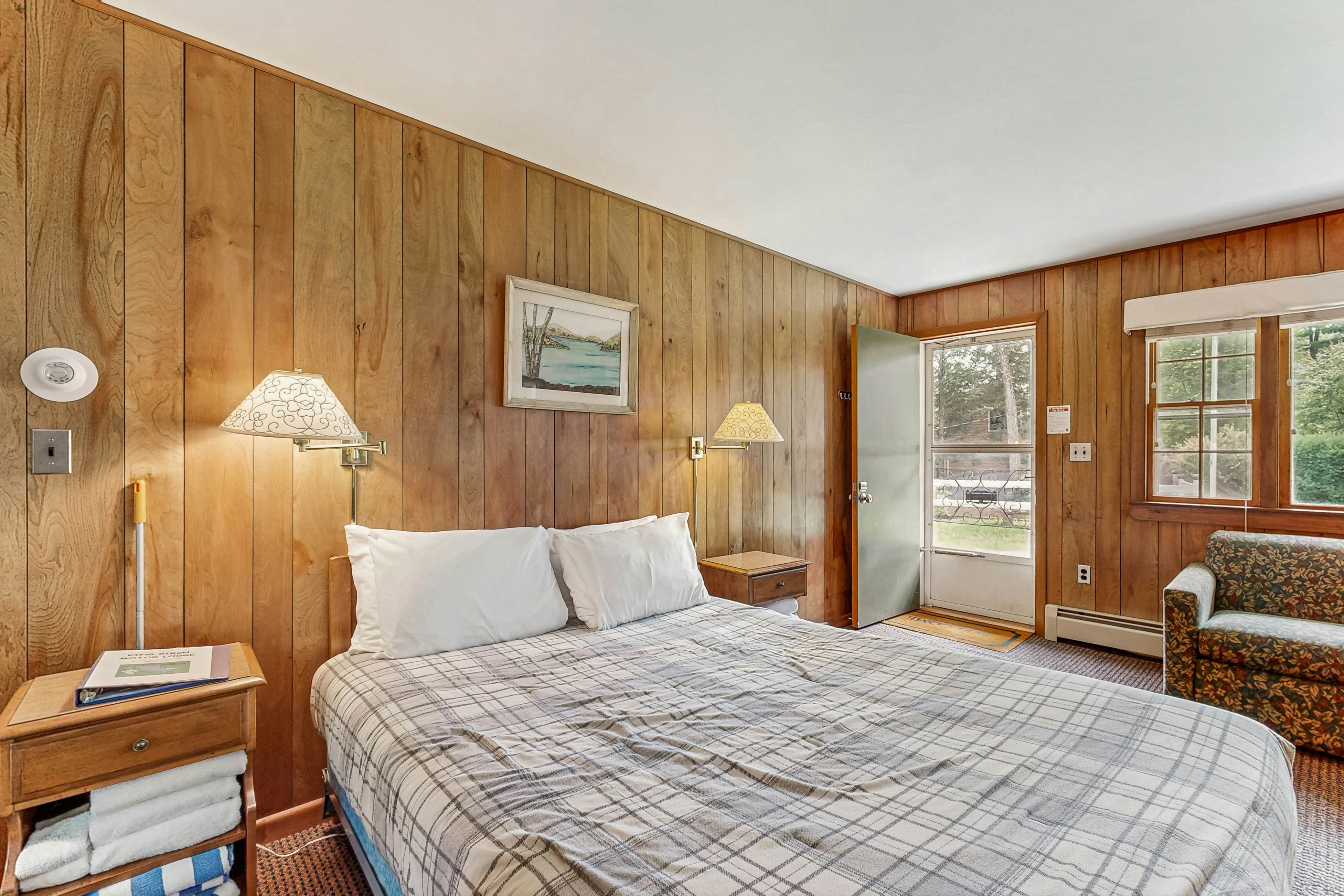 King Birch Lake Home, Unit 6