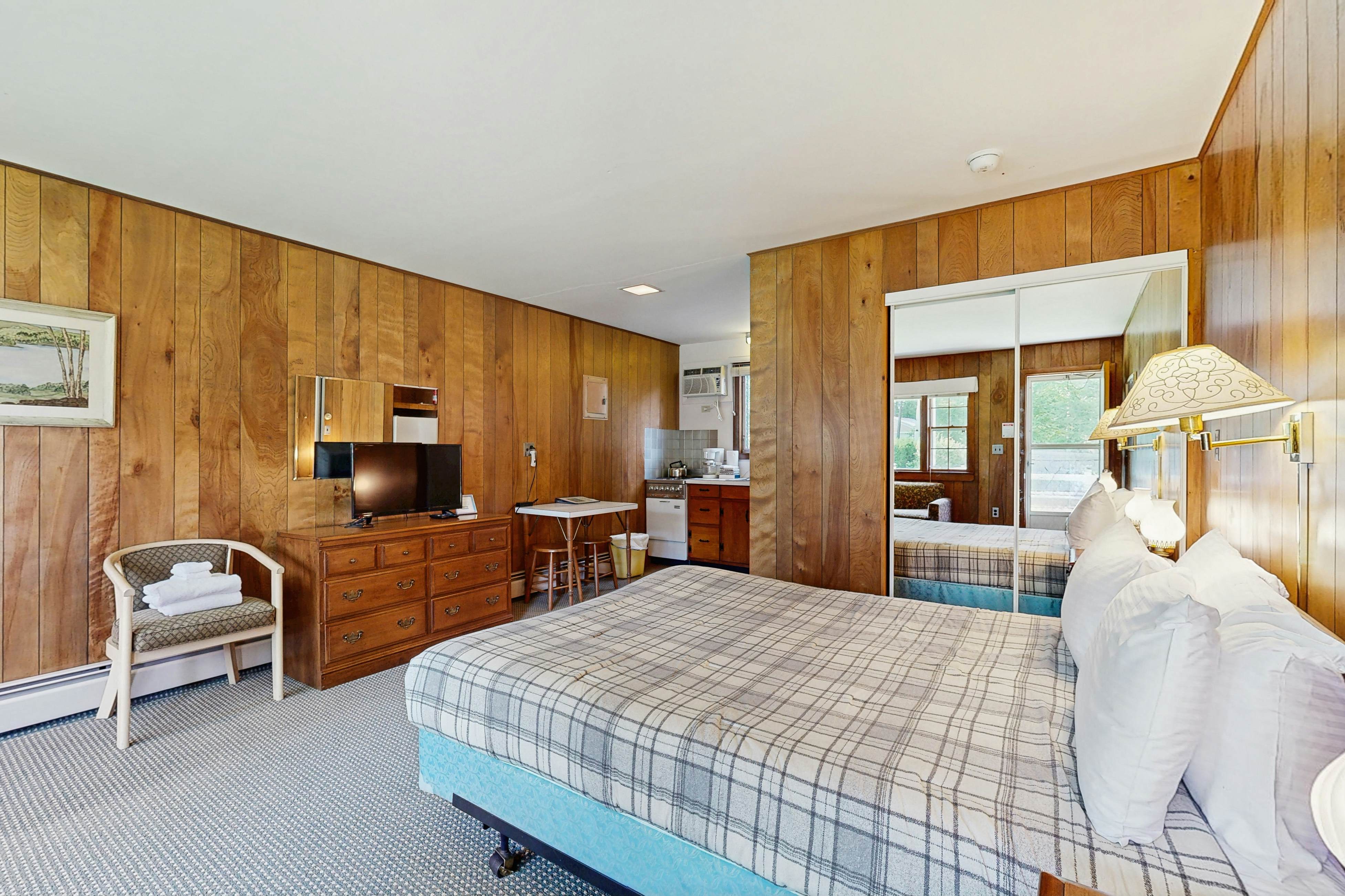 King Birch Lake Home, Unit 7