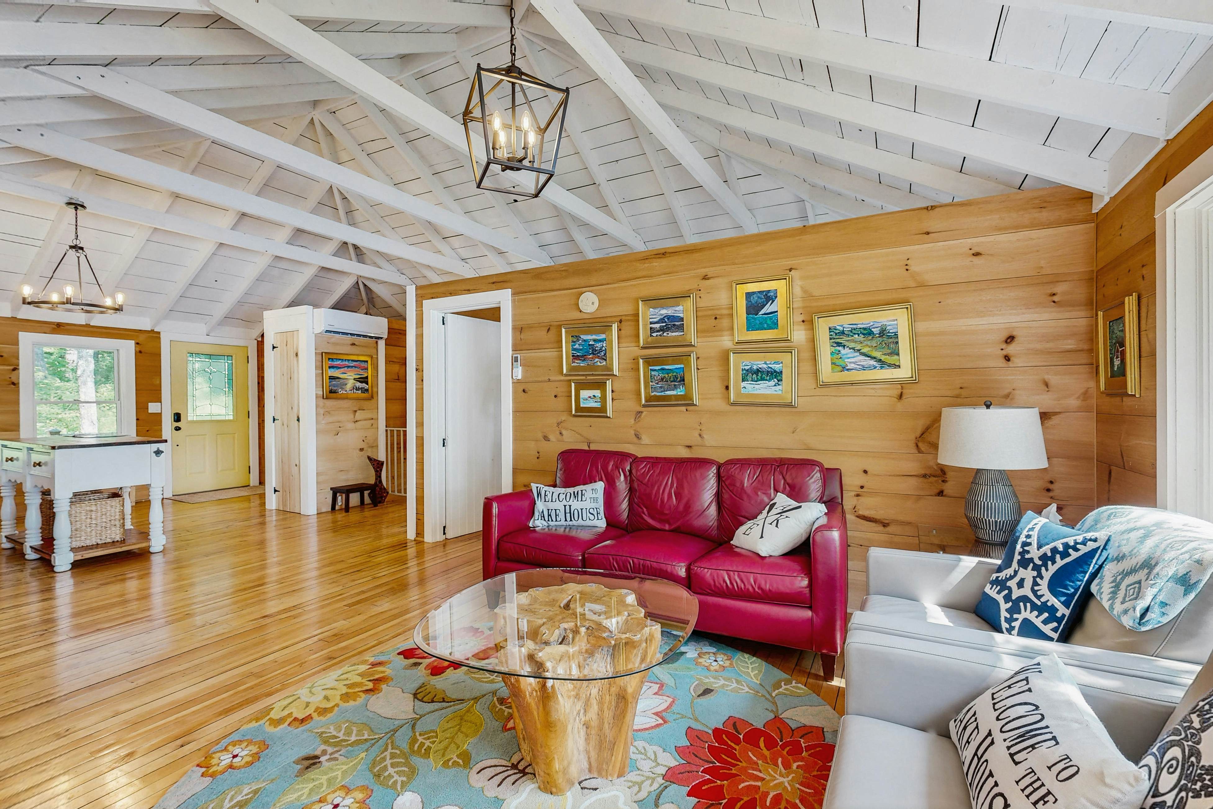 Crawford Lakeside Escape