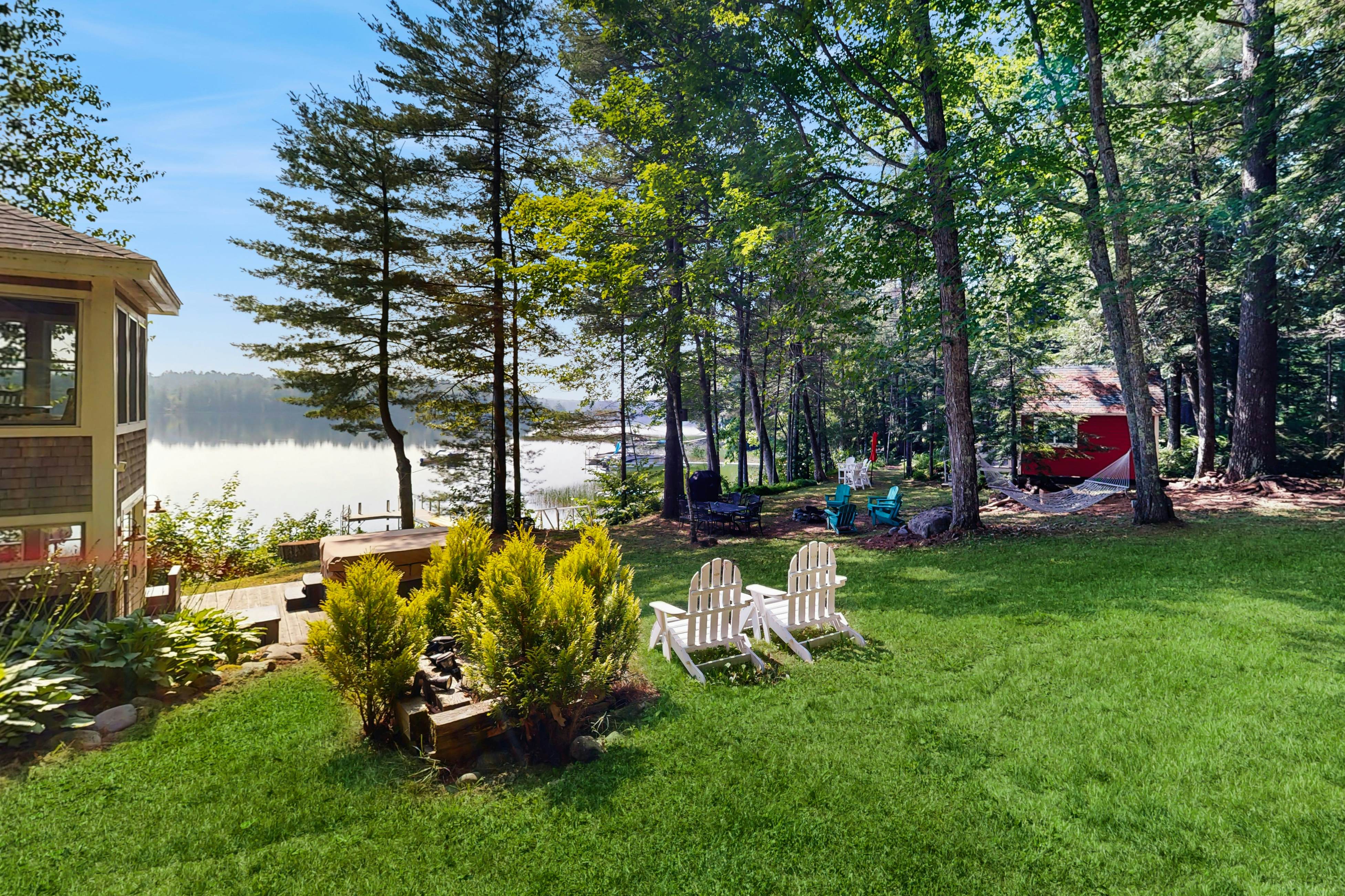 Crawford Lakeside Escape