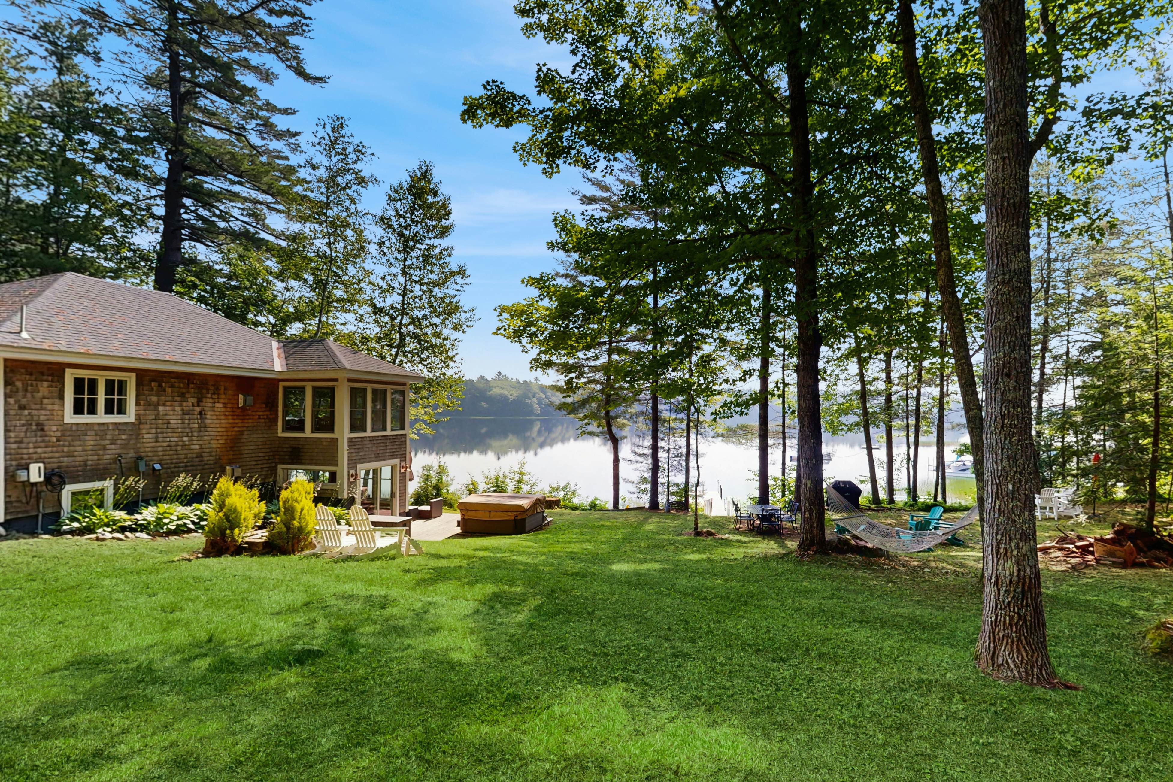 Crawford Lakeside Escape