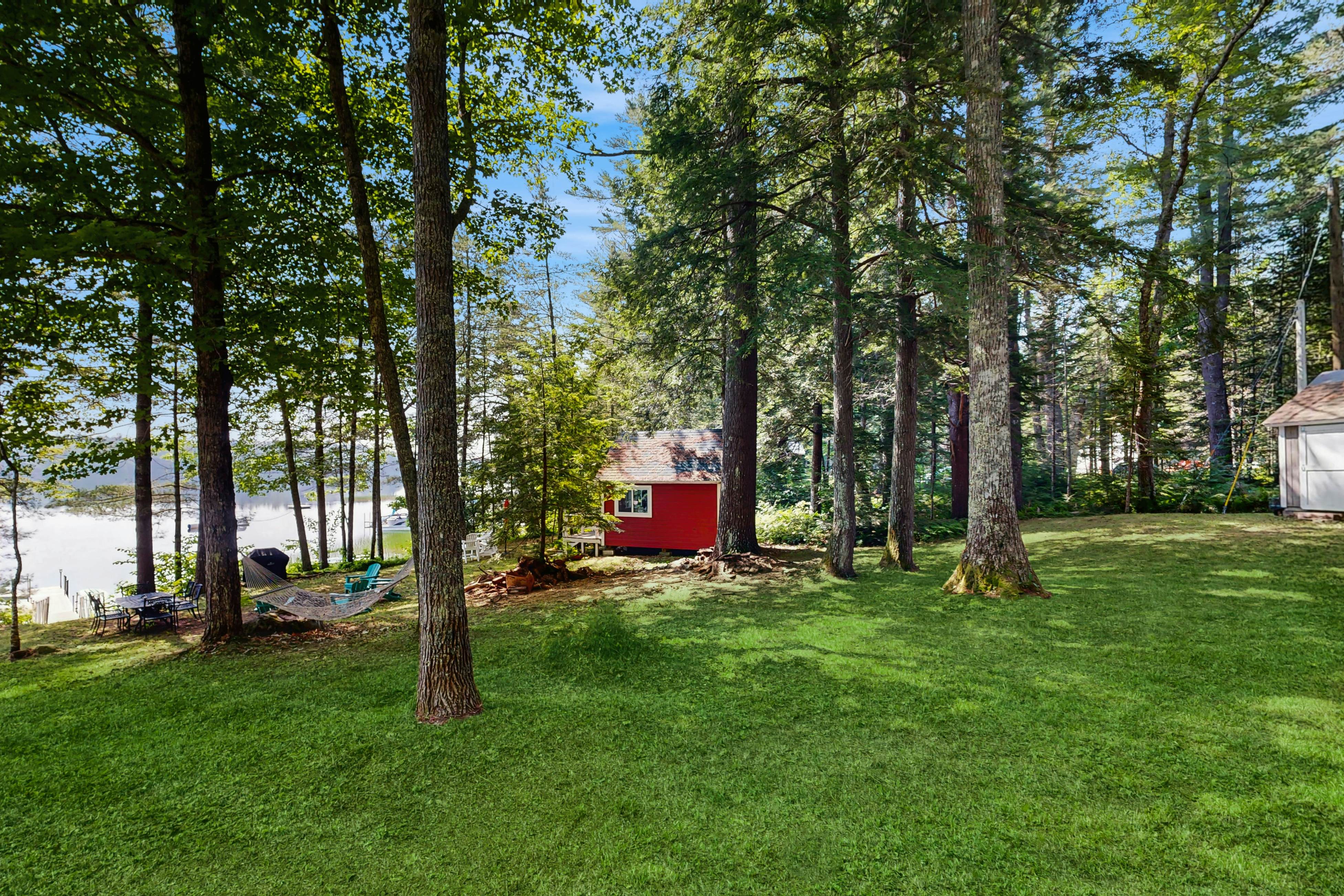 Crawford Lakeside Escape