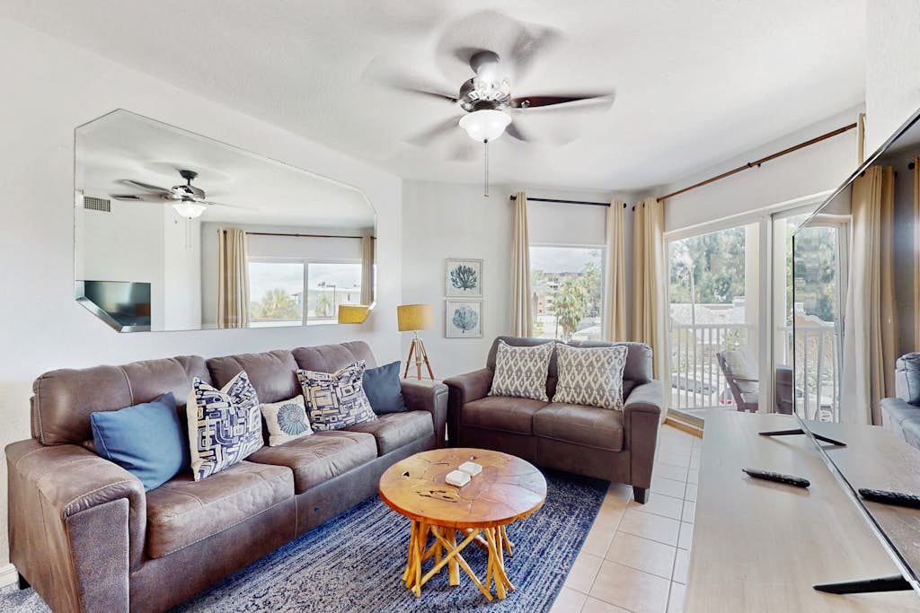 Second floor condo with beach access balcony pool hot tubs and ping pong — Treasure Island, FL — vacation rental
