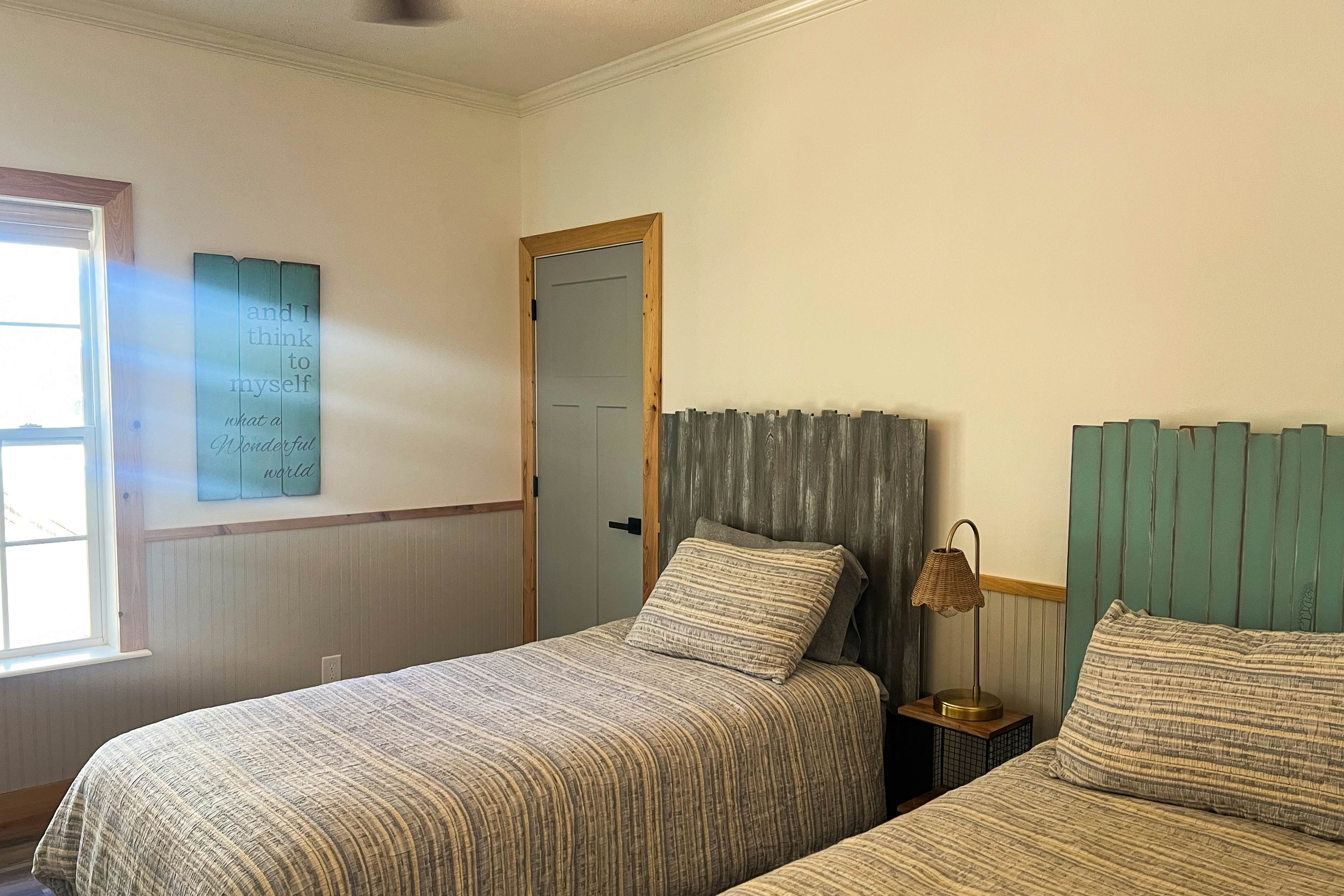 LIndville Land Harbor Retreat