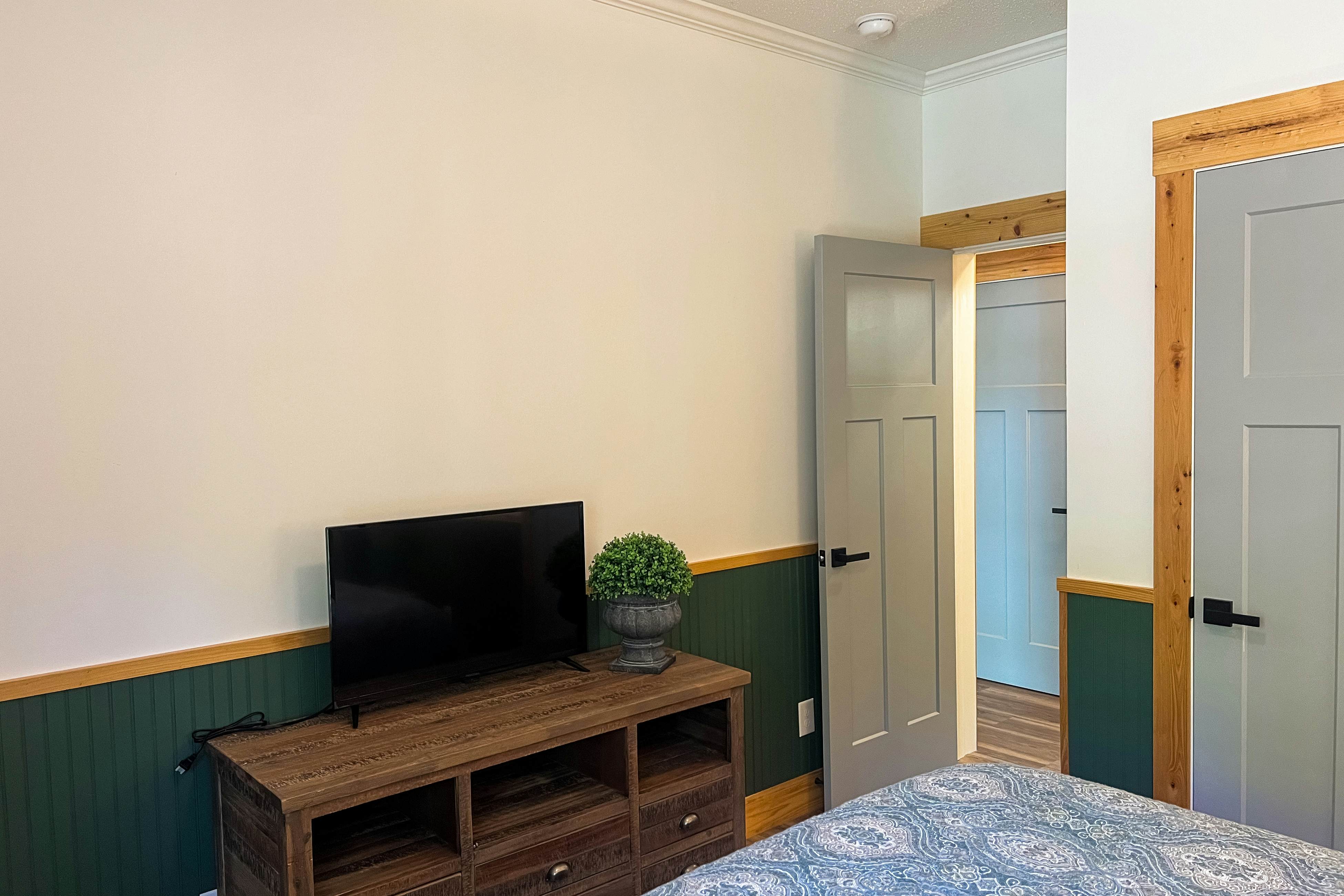 LIndville Land Harbor Retreat