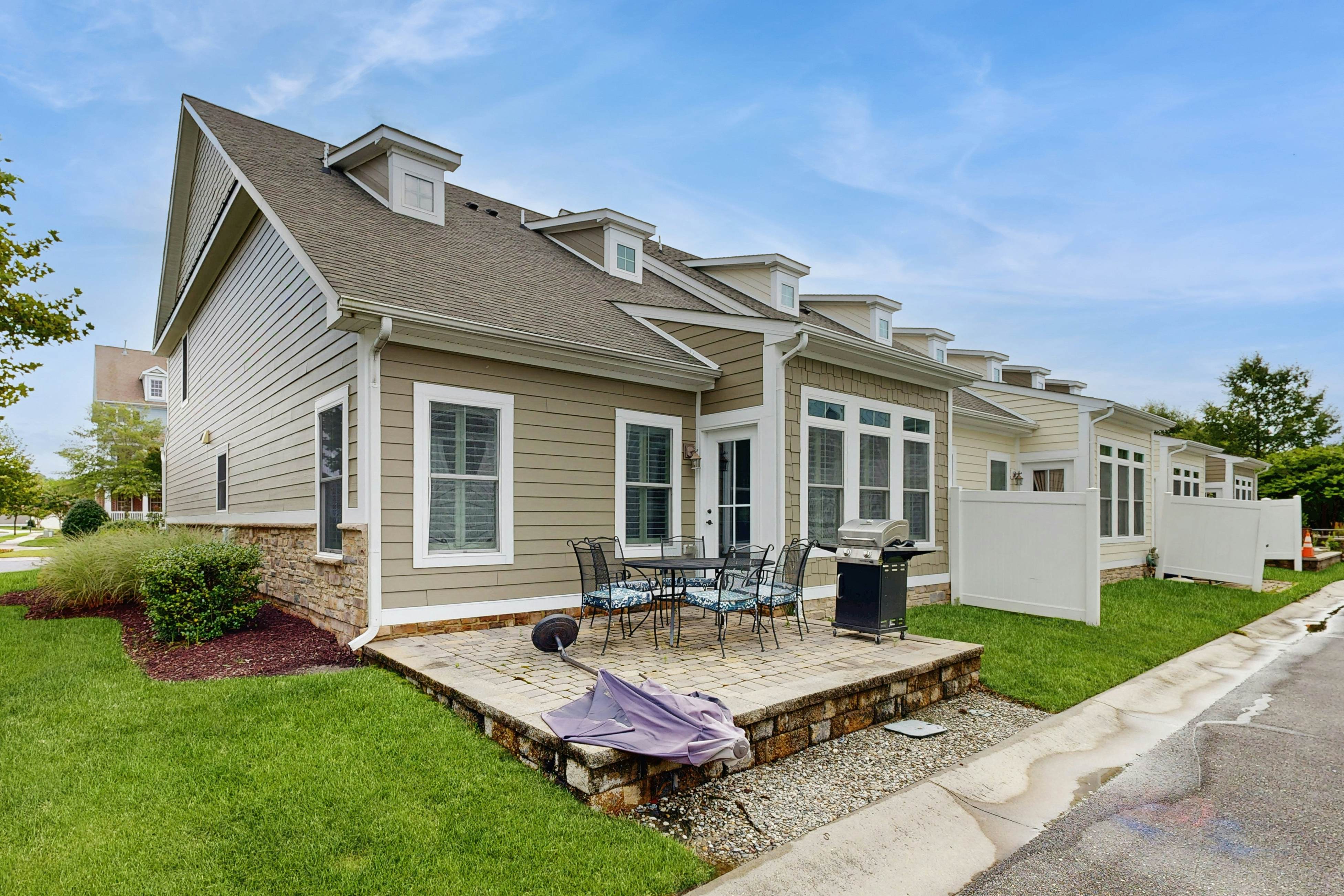 Bayside Resort - 11278 Signature Blvd