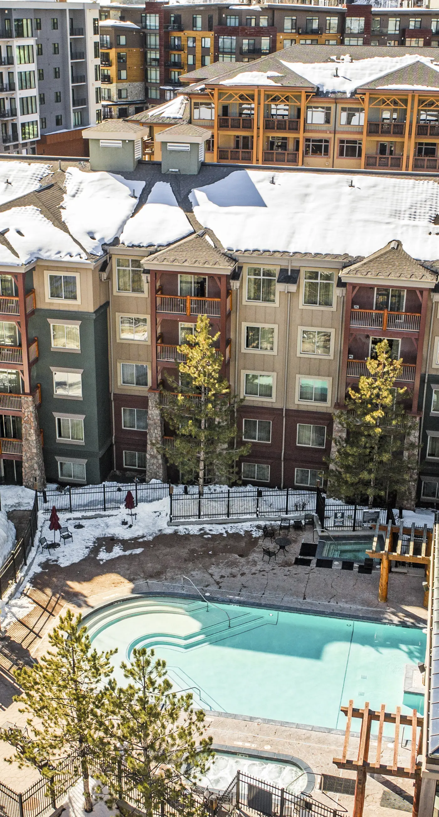 Westgate Charm #4814B