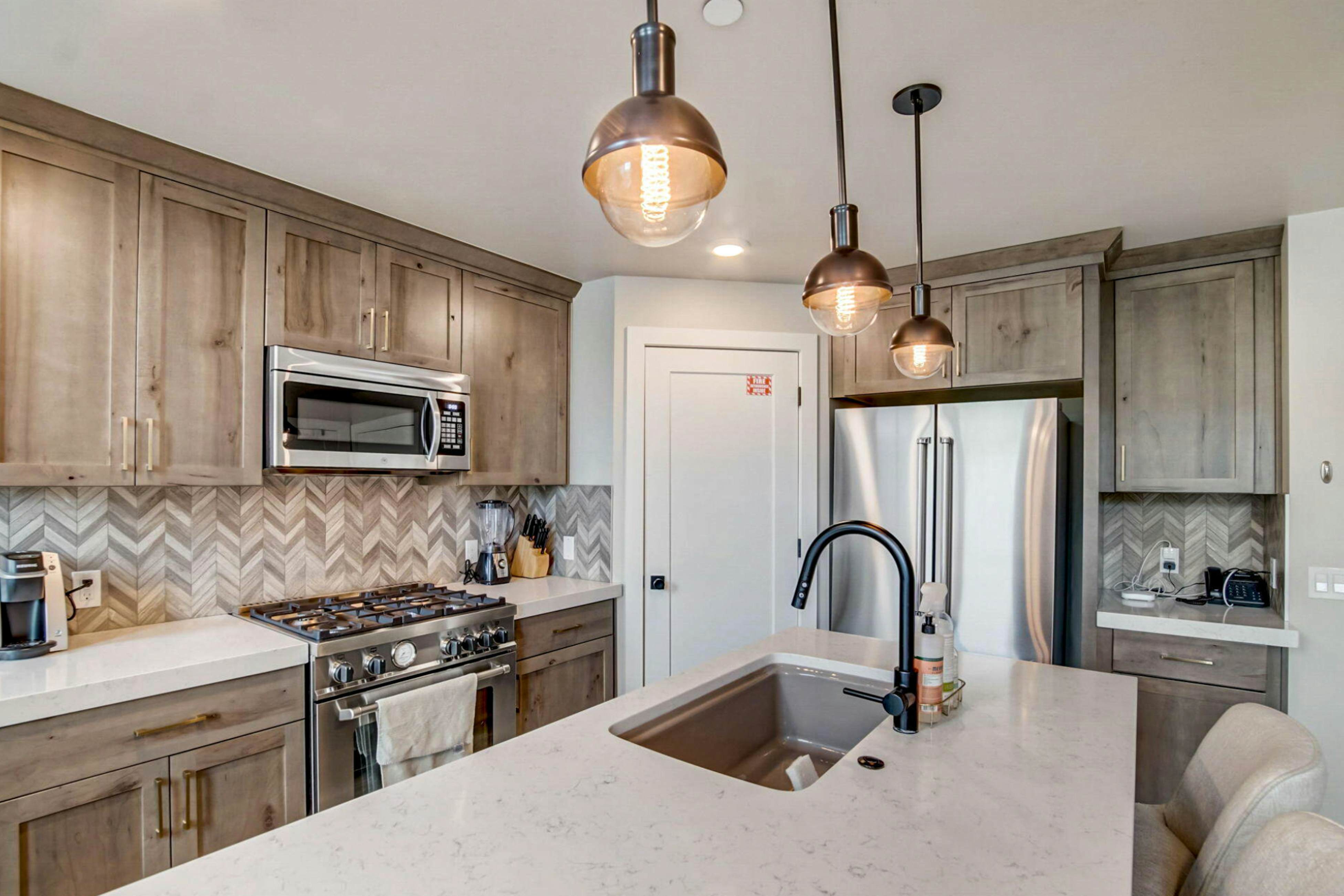 614AB - Black Rock Mountain Resort