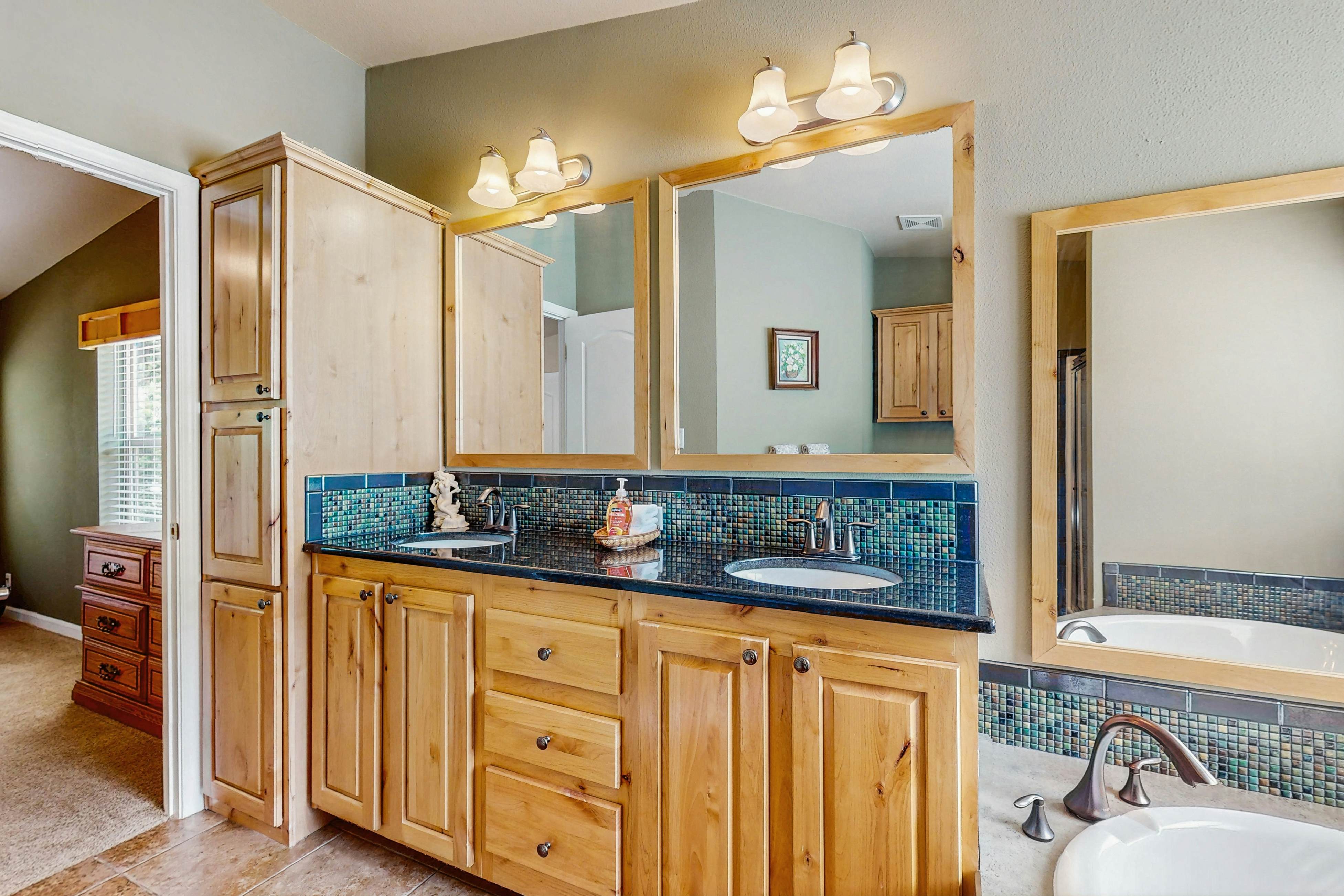 Trinity River Retreat