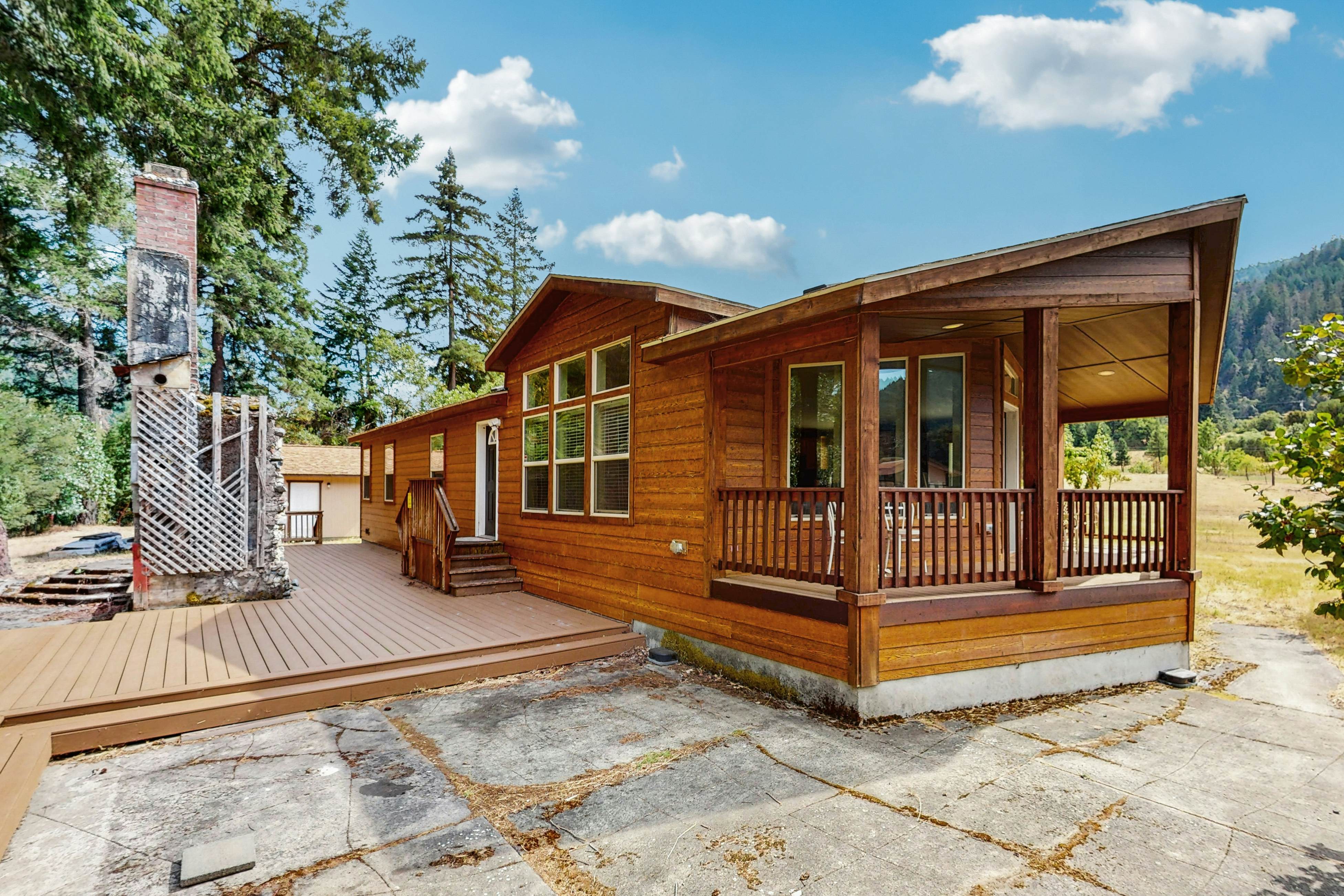 Trinity River Retreat