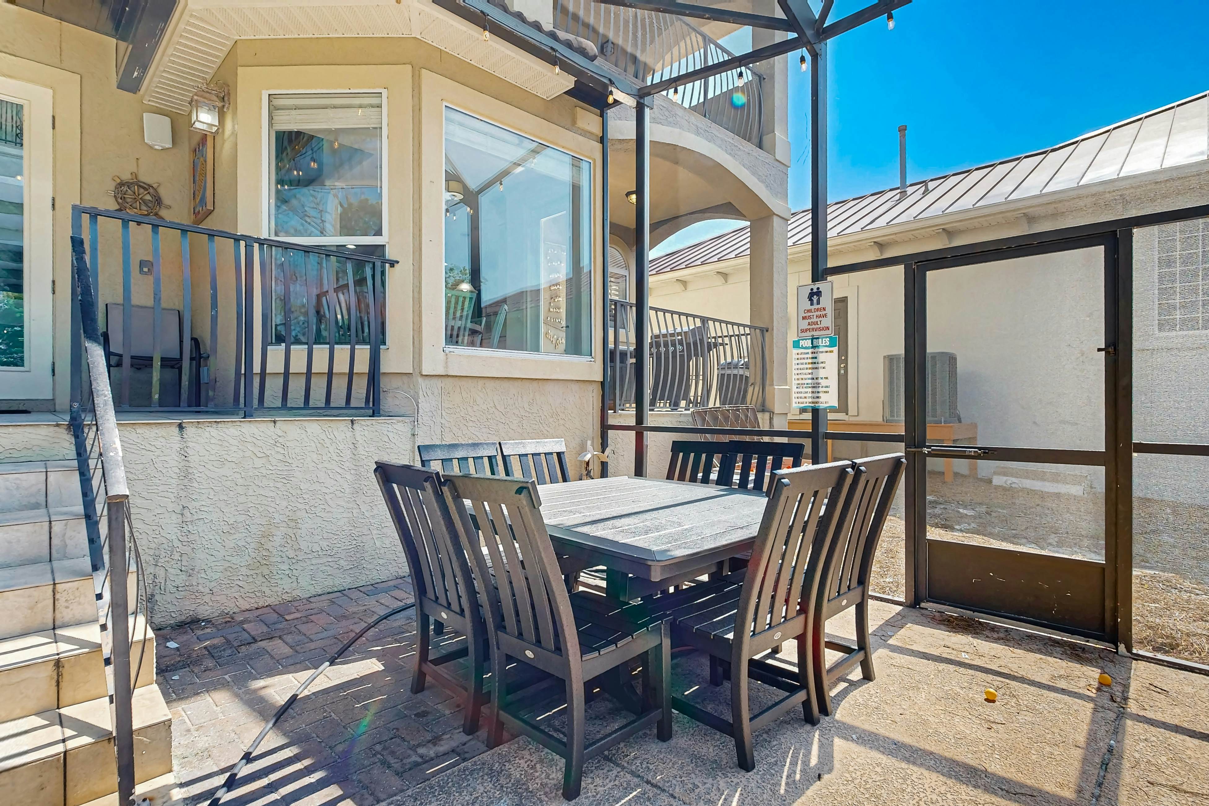 Destiny West - Casa Isla Paraiso