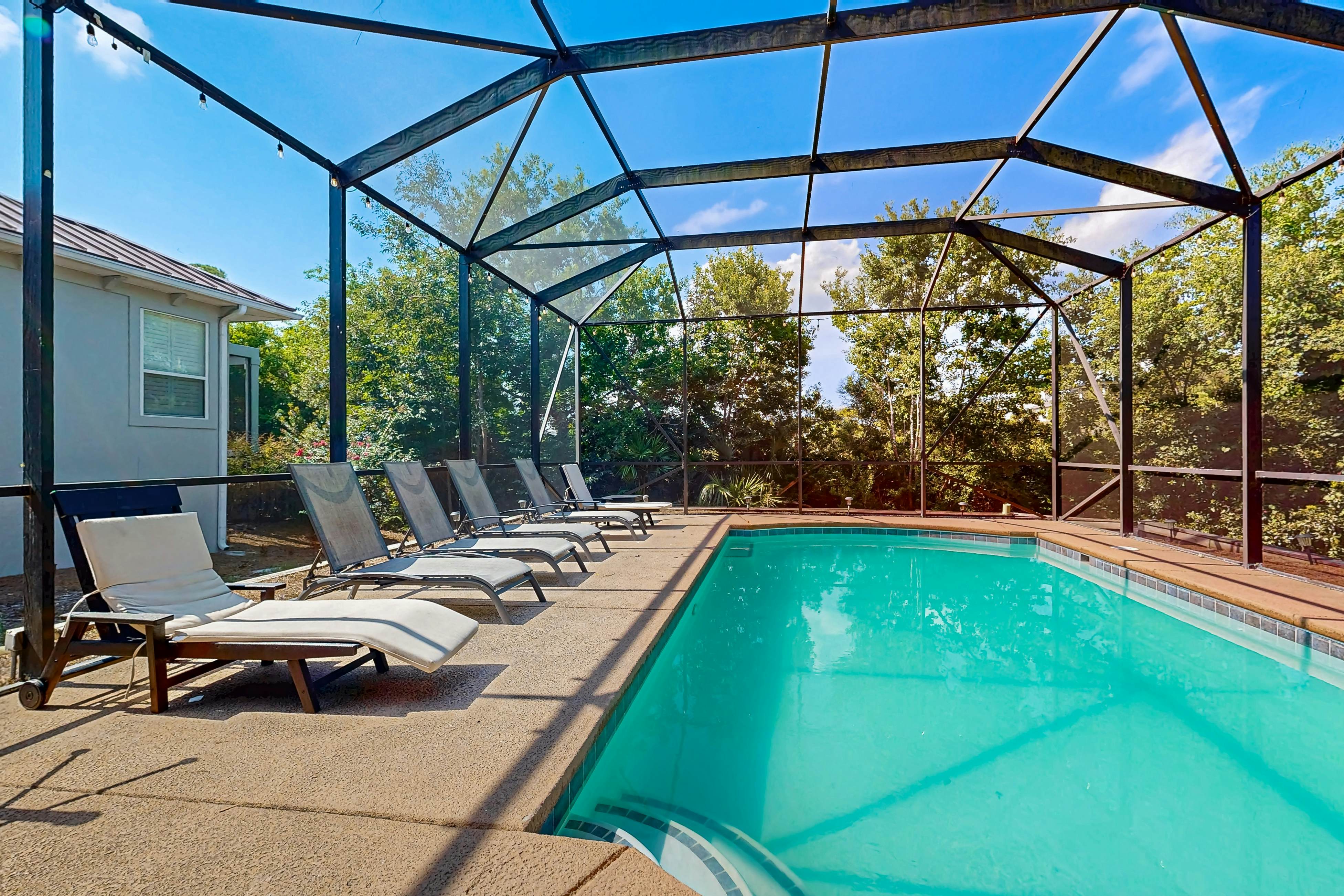 Destiny West - Casa Isla Paraiso