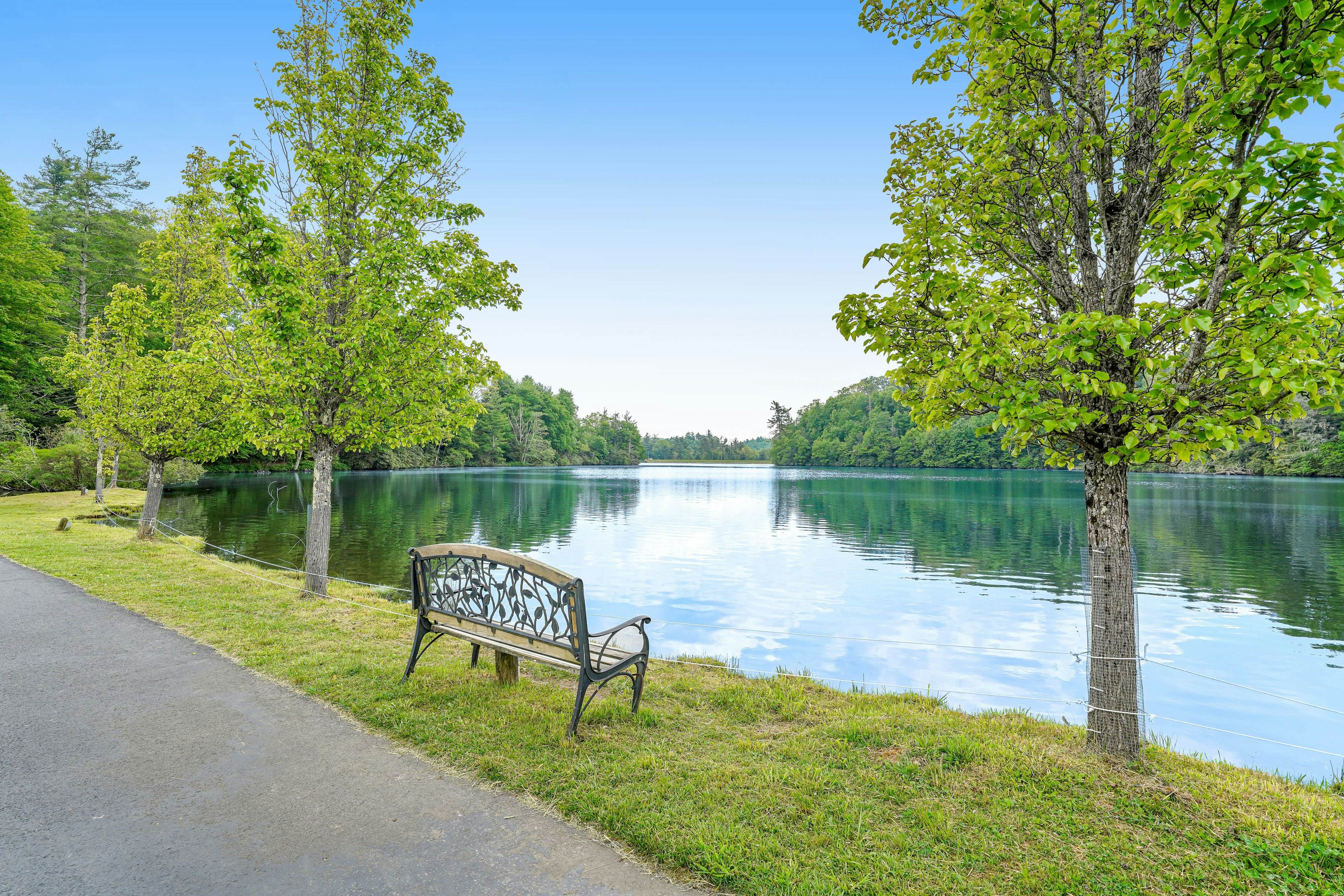 LIndville Land Harbor Retreat