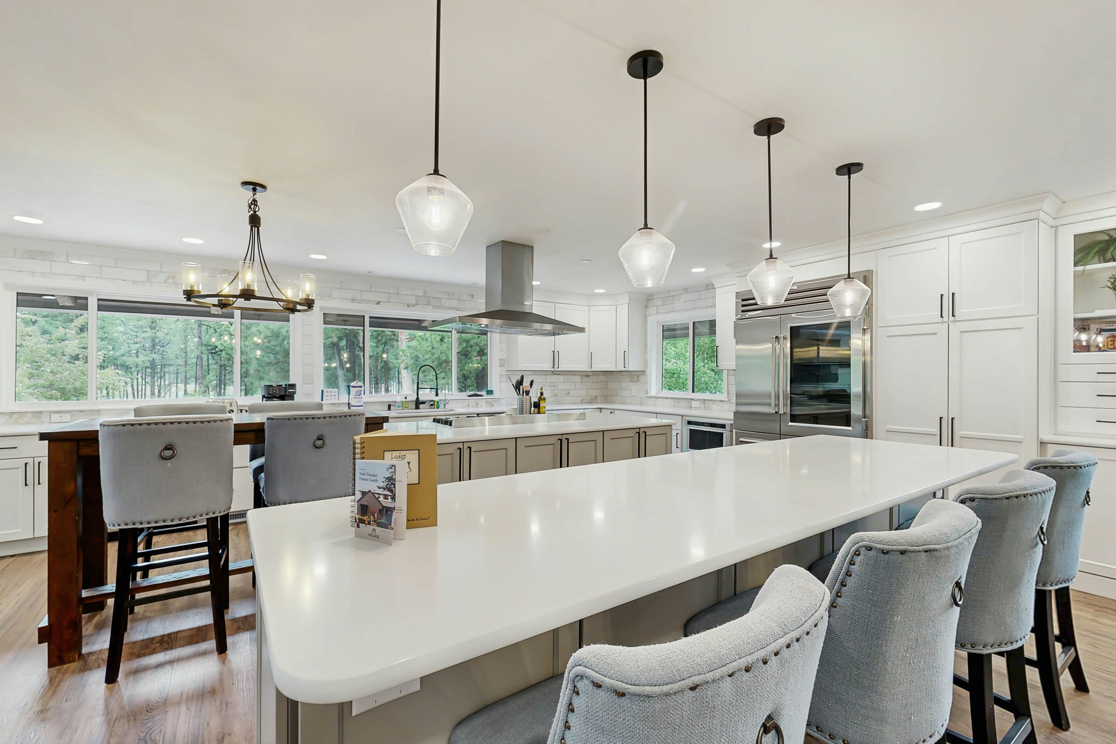 Poolhouse in the Pines