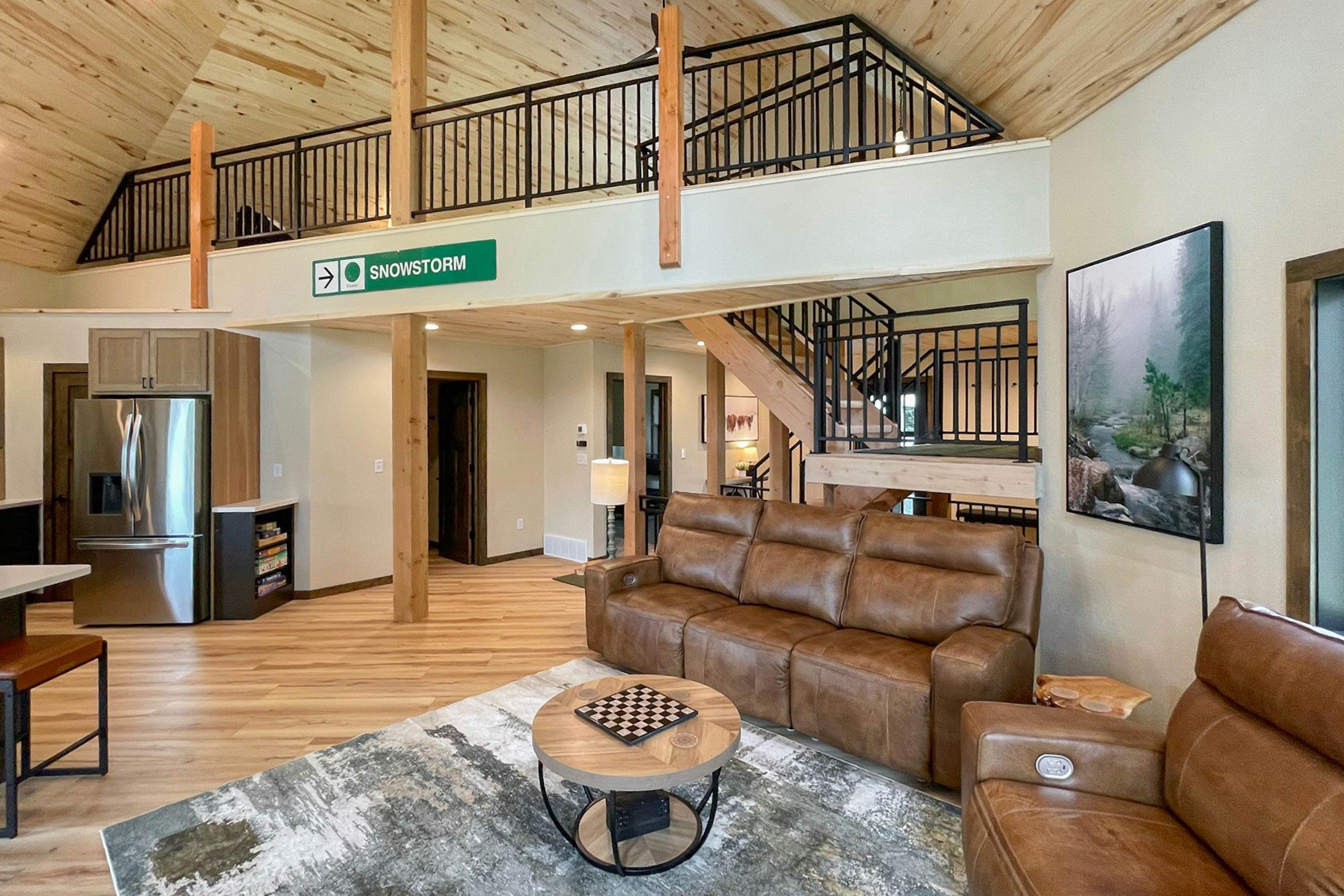 Summer Skjol & Ski Haus