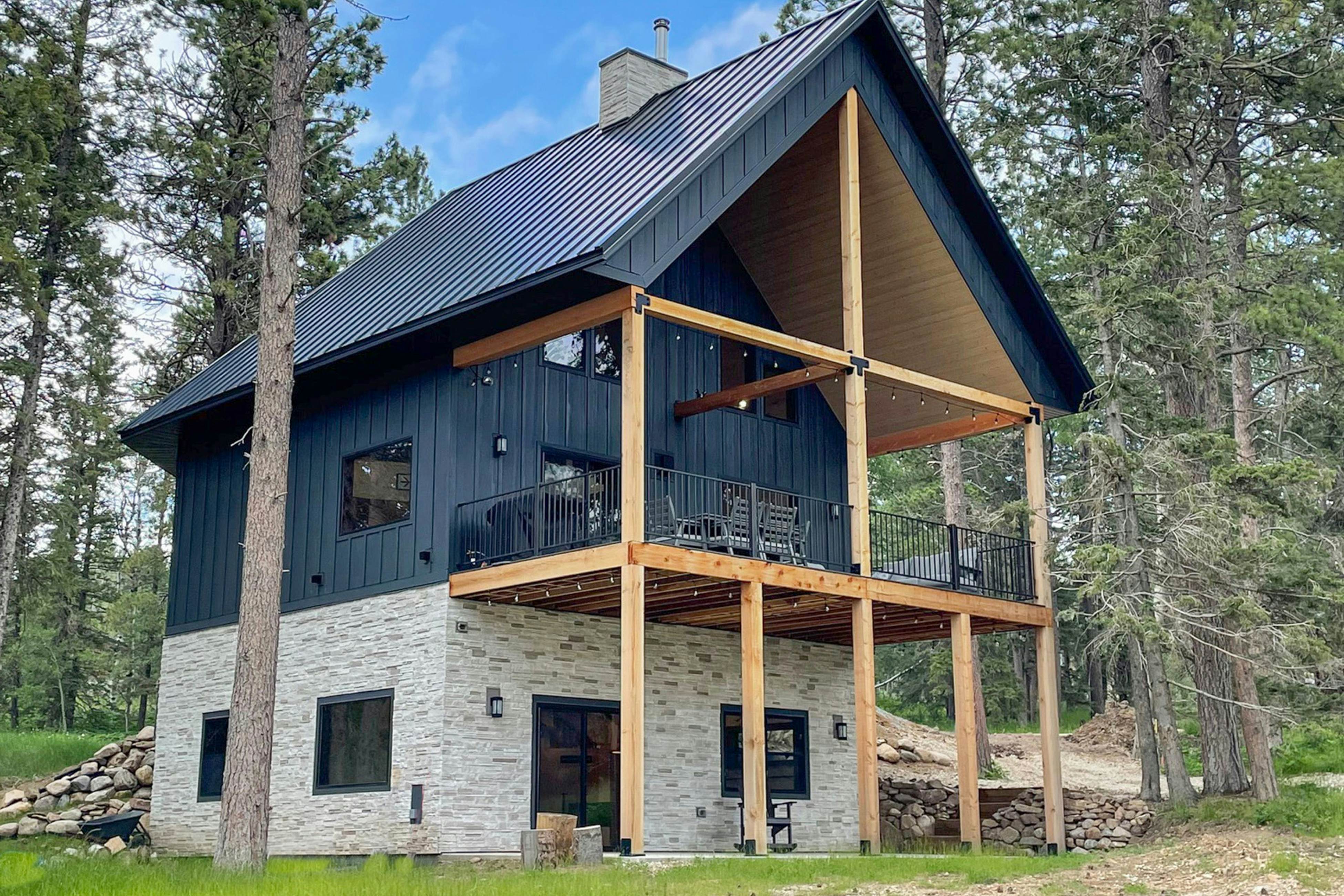 Summer Skjol & Ski Haus