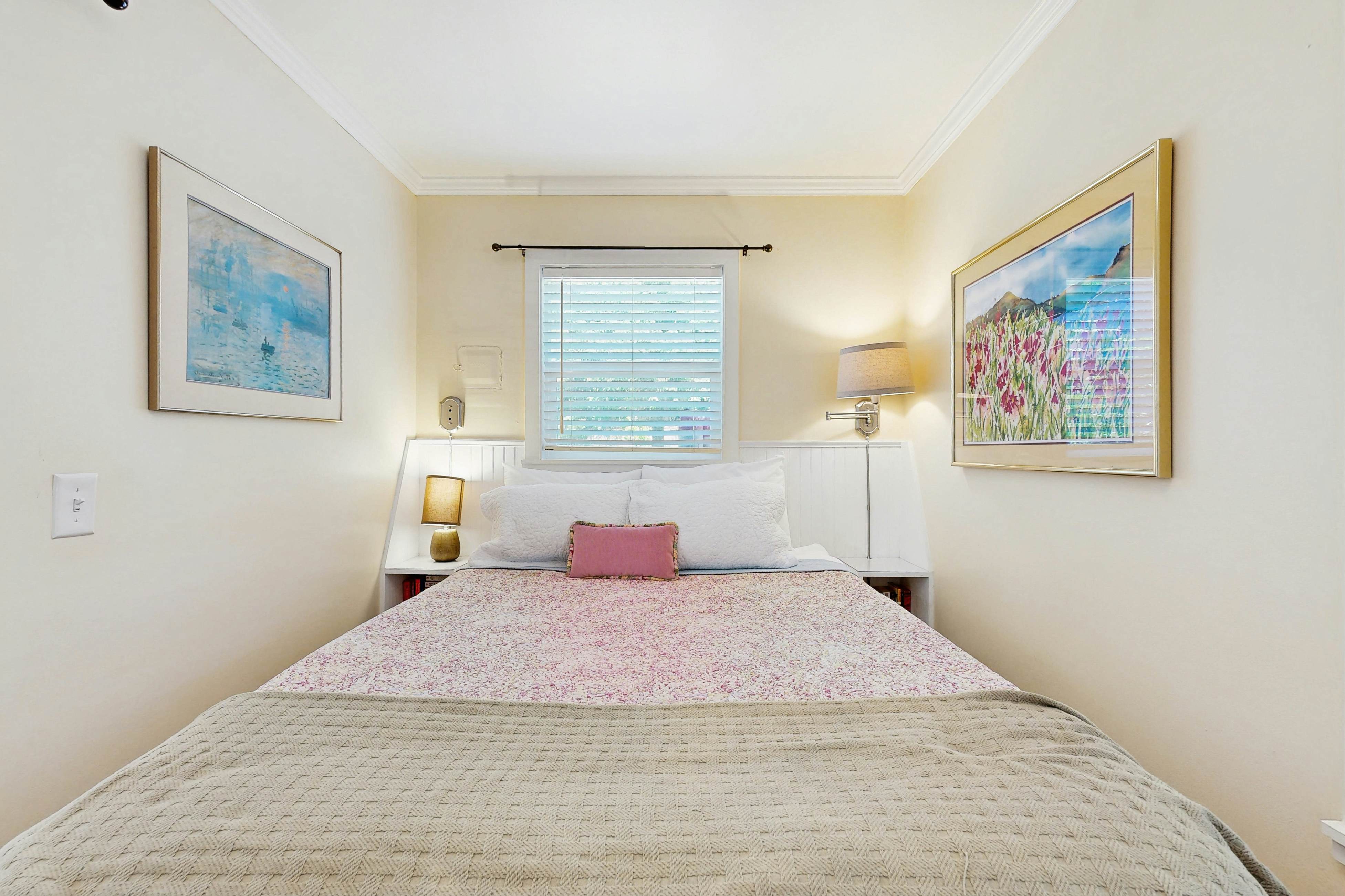 Woodland Cottage by the Sea