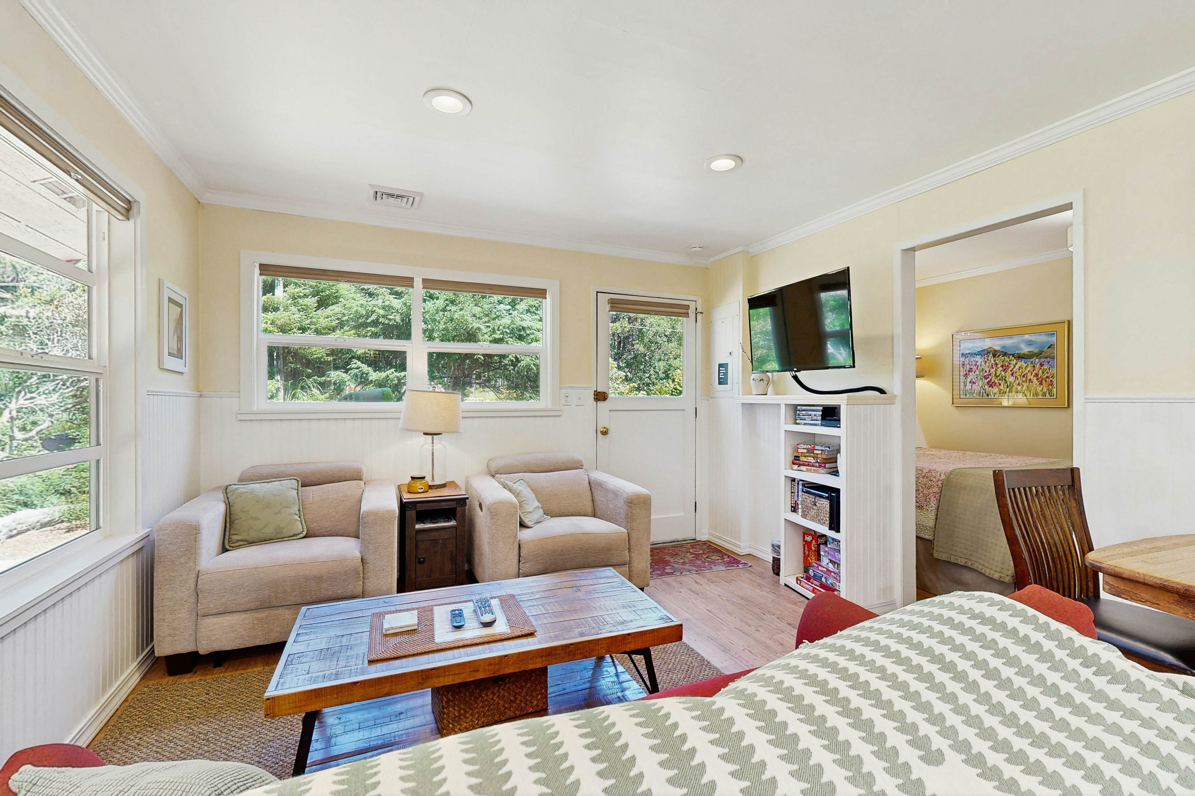 Woodland Cottage by the Sea