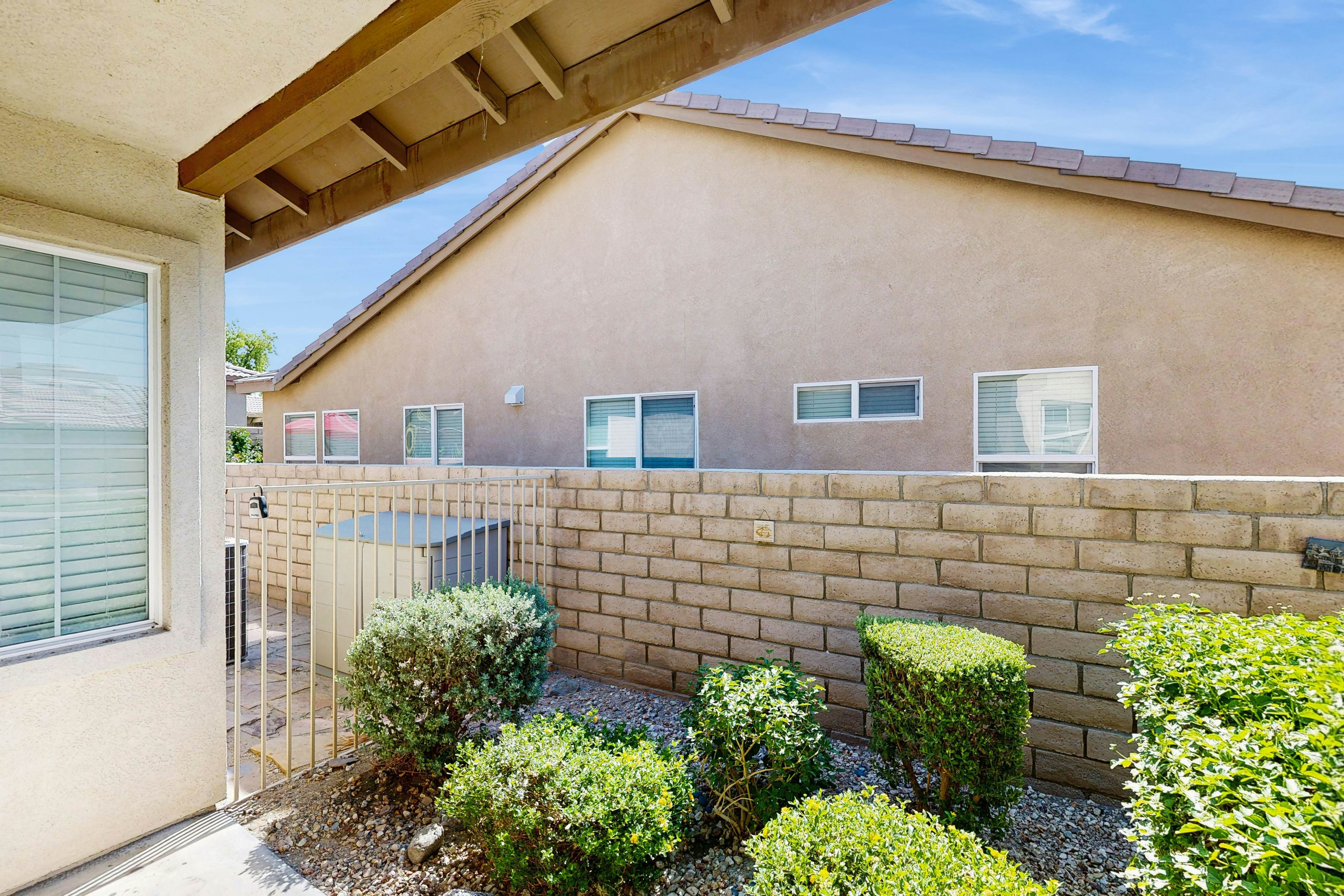 Tranquil Desert Sanctuary 