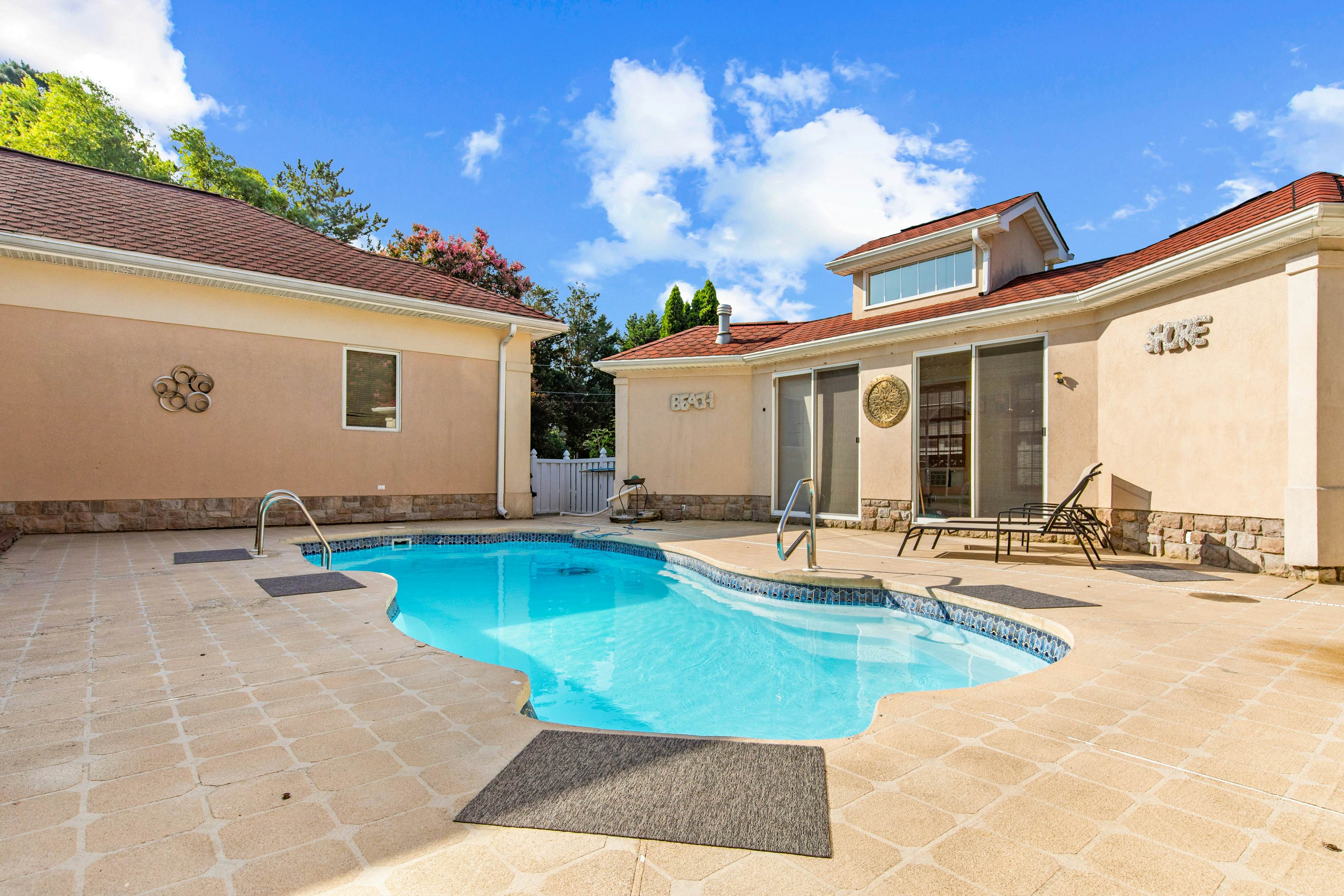 Town of Ocean View - 8 Elliott Ave