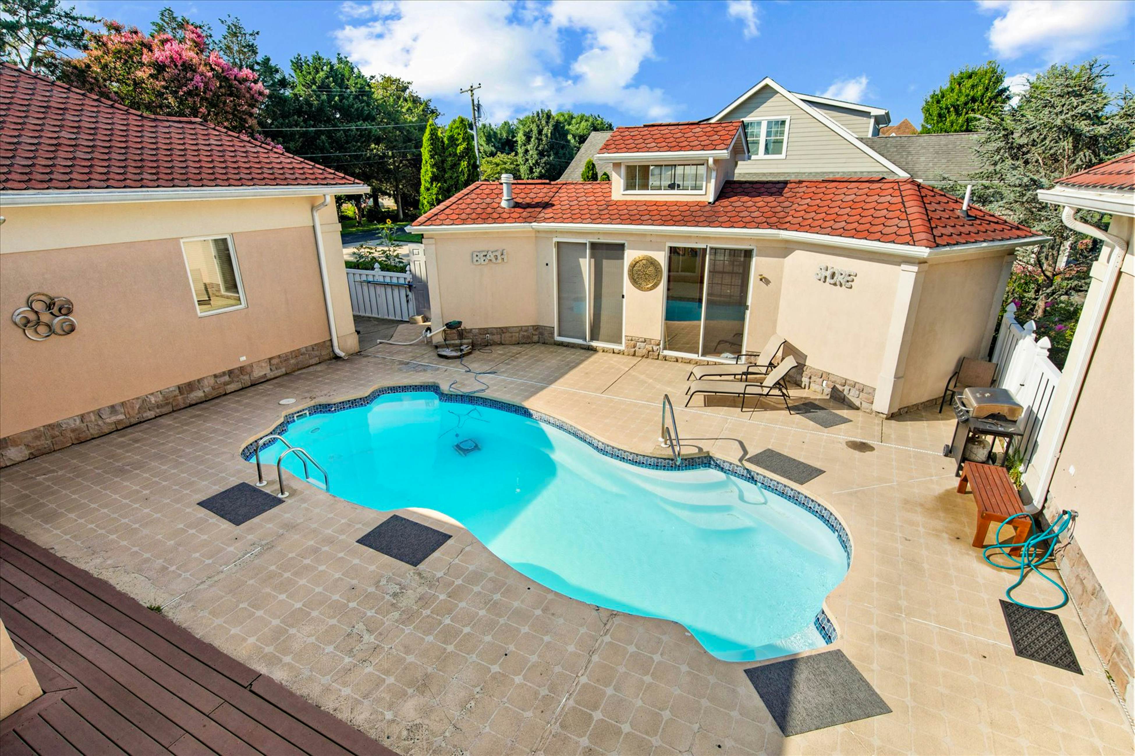 Town of Ocean View - 8 Elliott Ave